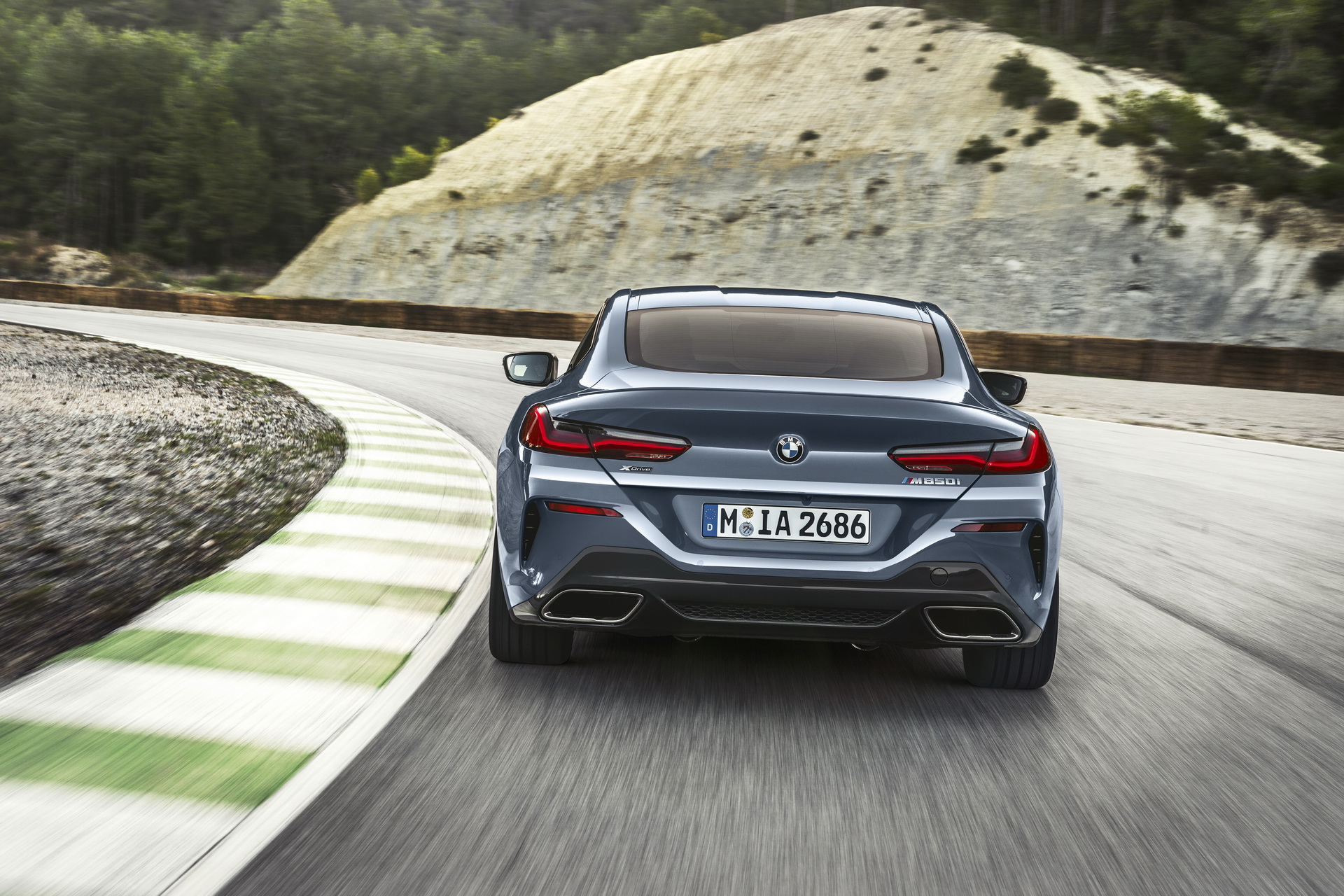 2019-bmw-8-series-coupe-7 BMW 8-Series Available With Gas And Diesel Engines From €100,000 In Germany