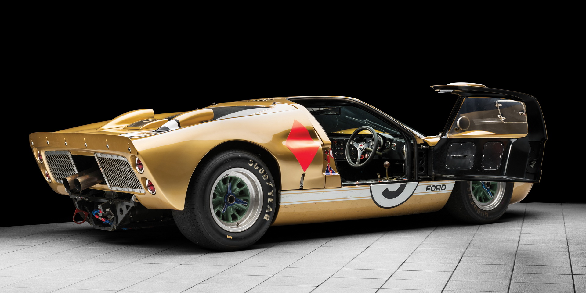 1966-Ford-GT40_14 Original Le Mans-Conquering 1966 Ford GT40 Goes Under The Hammer