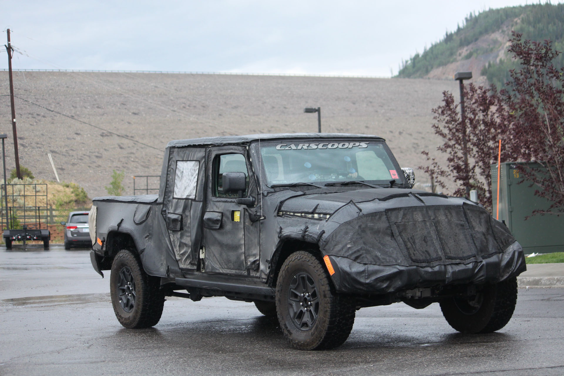 Jeep-Scrambler-18 2019 Jeep Scrambler: Here’s What To Expect From The JL-Based Pickup Truck