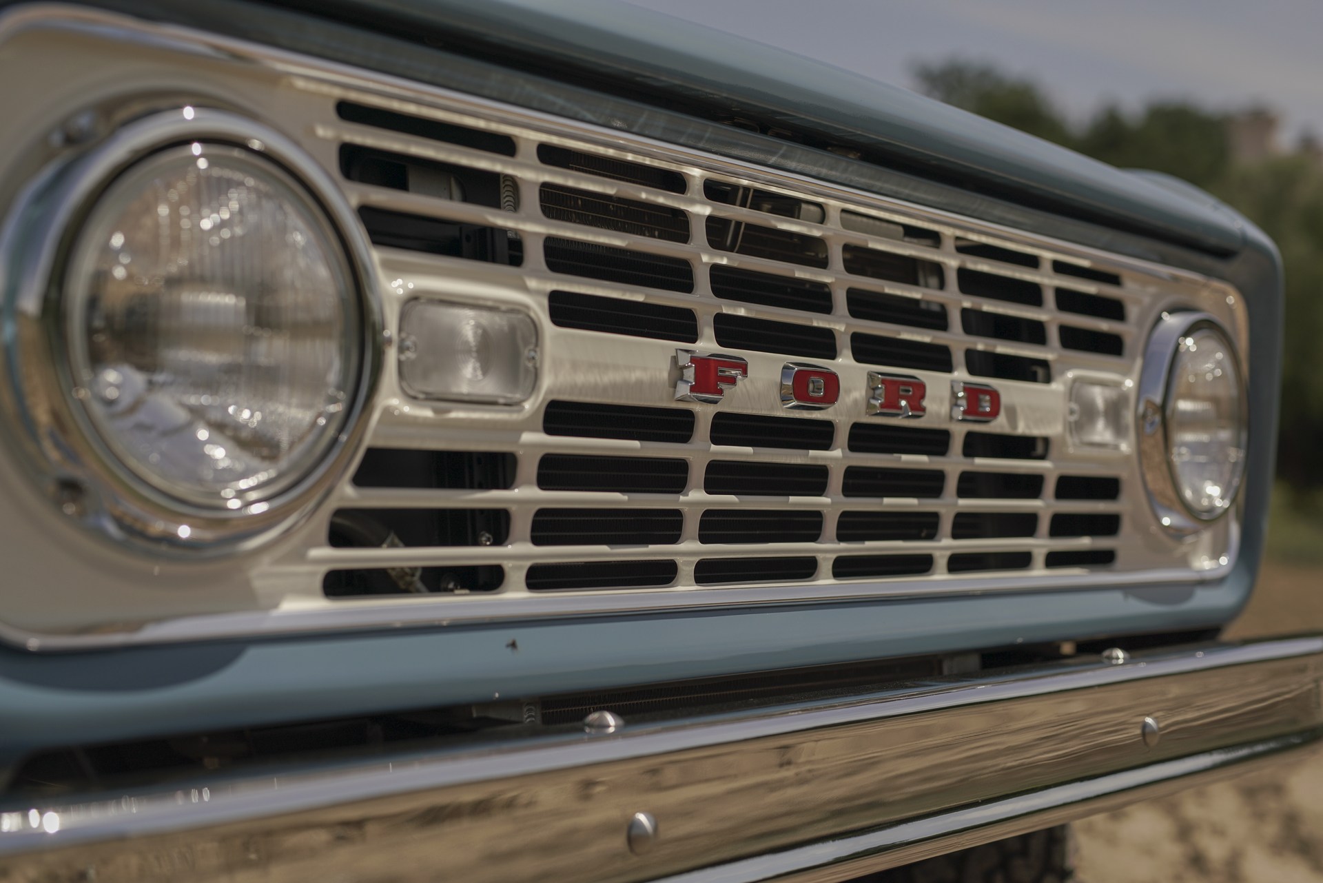 Icon-Ford-Bronco-Old-School-32 Why Wait For An All-New Ford Bronco When You Get Icon’s Old School BR