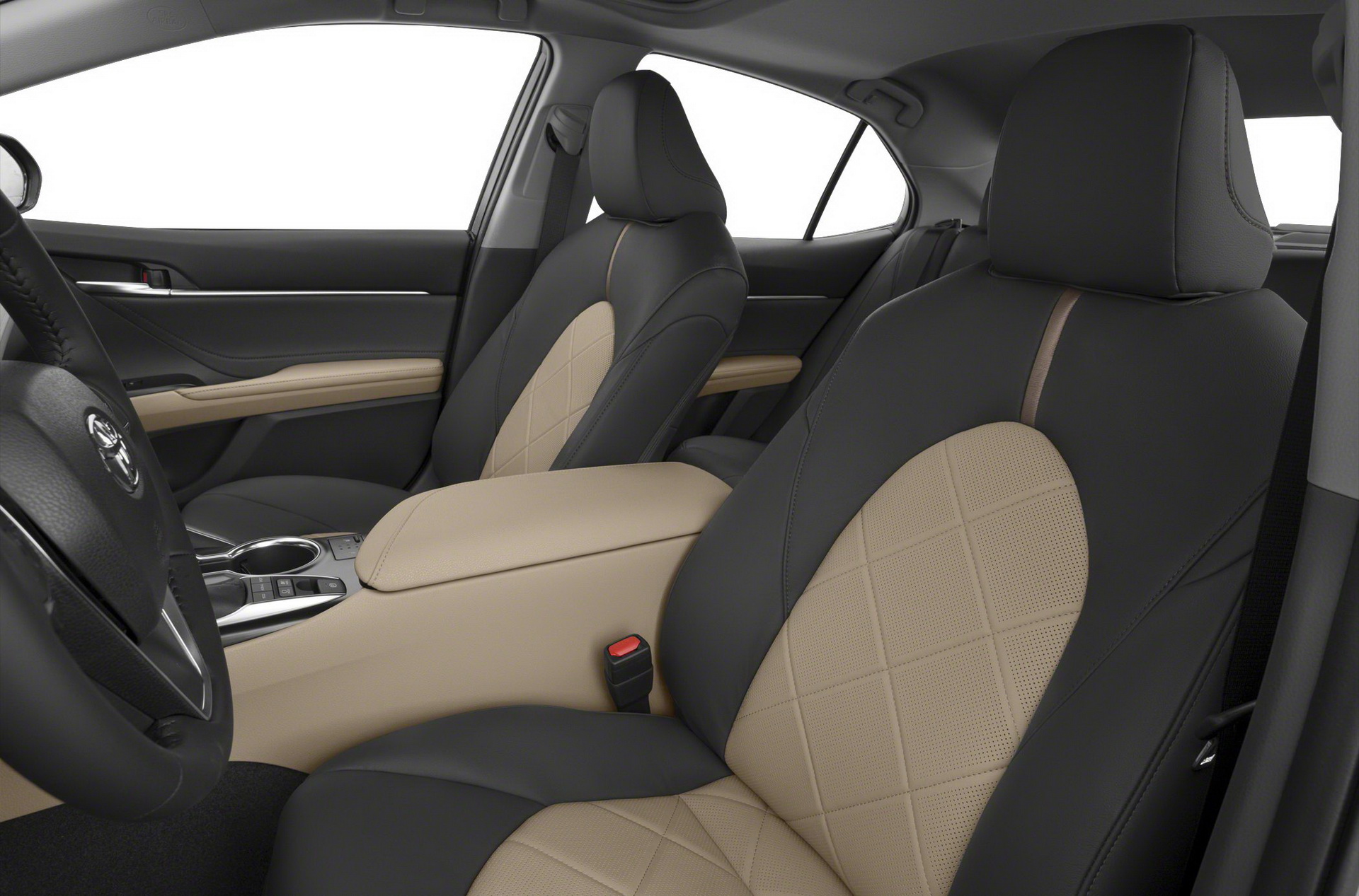 2018-toyota-camry-hybrid-13 Toyota Camry Is Coming Back To Europe With Hybrid Powertrain