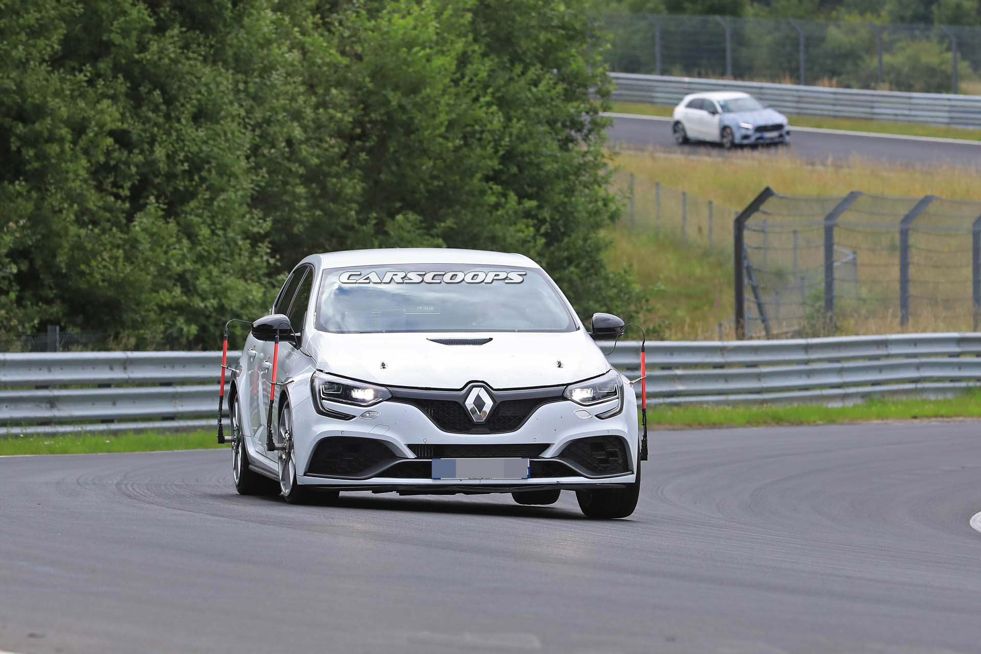 renault-megane-rs-trophy-spy-02 Renault’s Gunning For Ring Record With New Megane RS Trophy