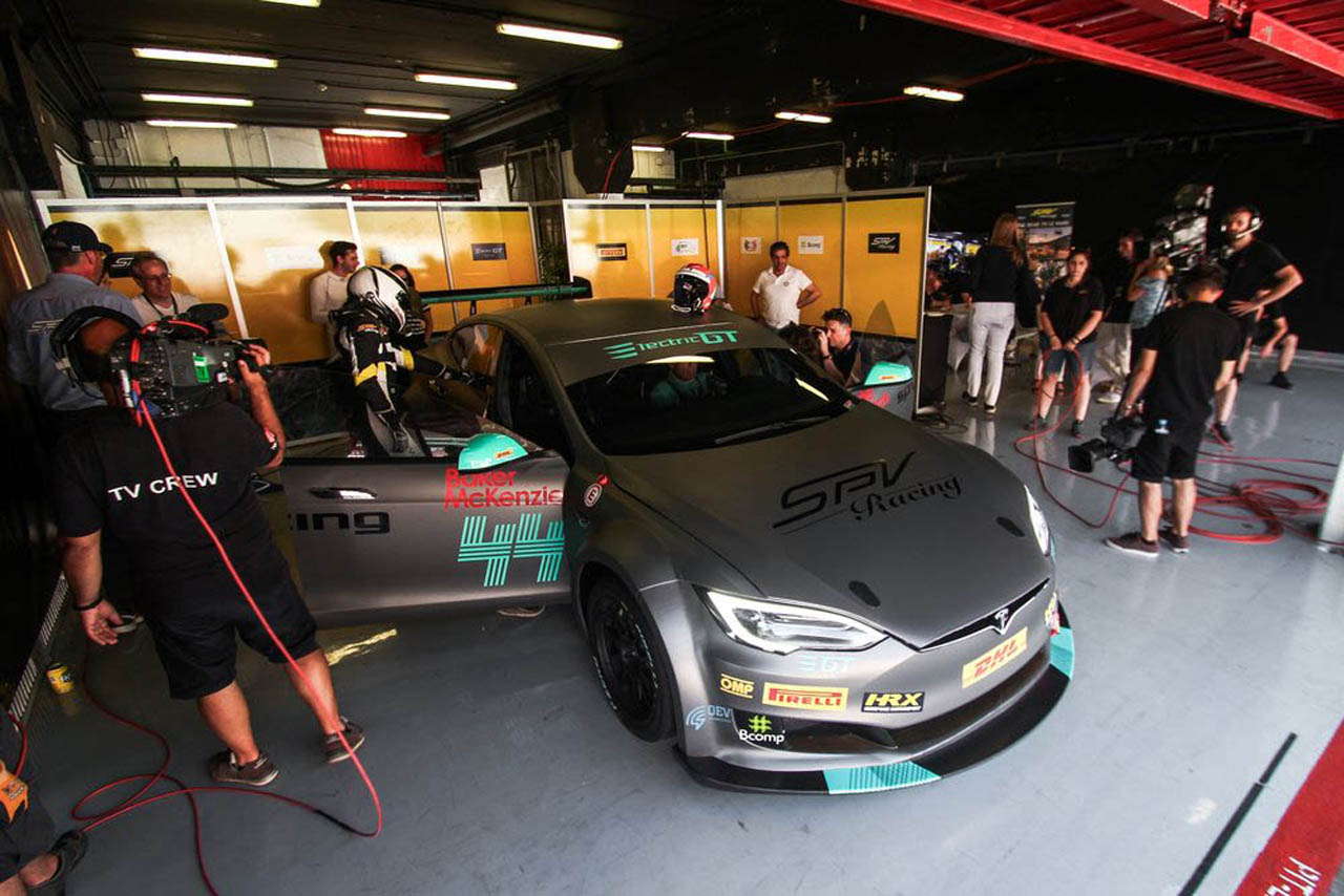 electric-gt-tesla-model-s-P100DL-21 copy Electric Racing Tesla Model S P100DL Unveiled At Catalunya