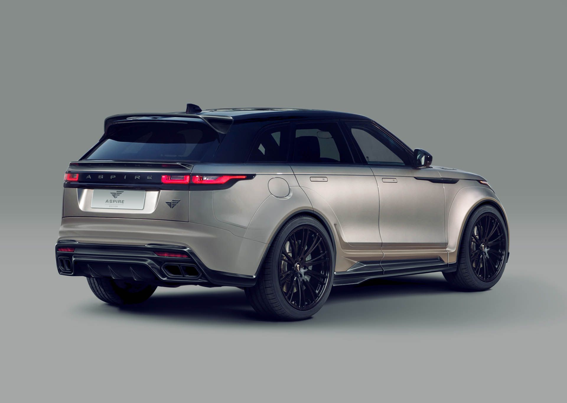 Range-Rover-Velar-2018-Aspire-Bespoke-body-kit1-rear-01-00 copy Aspire Design Gives The Range Rover Velar A Wider Stance