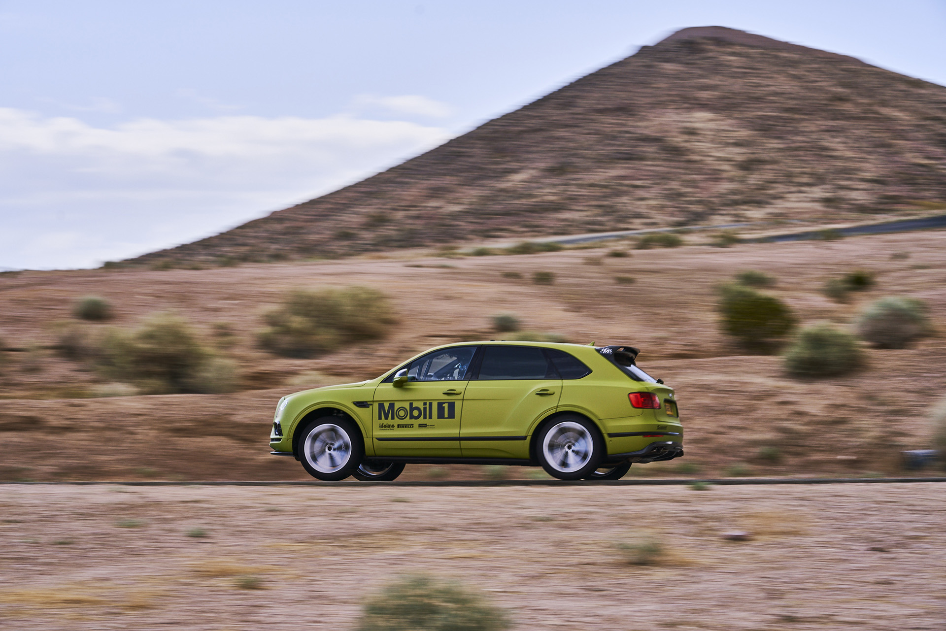 Bentayga Ready to Race to the Clouds_02 Rhys Millen’s (Nearly) Bone-Stock Bentley Bentayga Is Ready For Pikes Peak