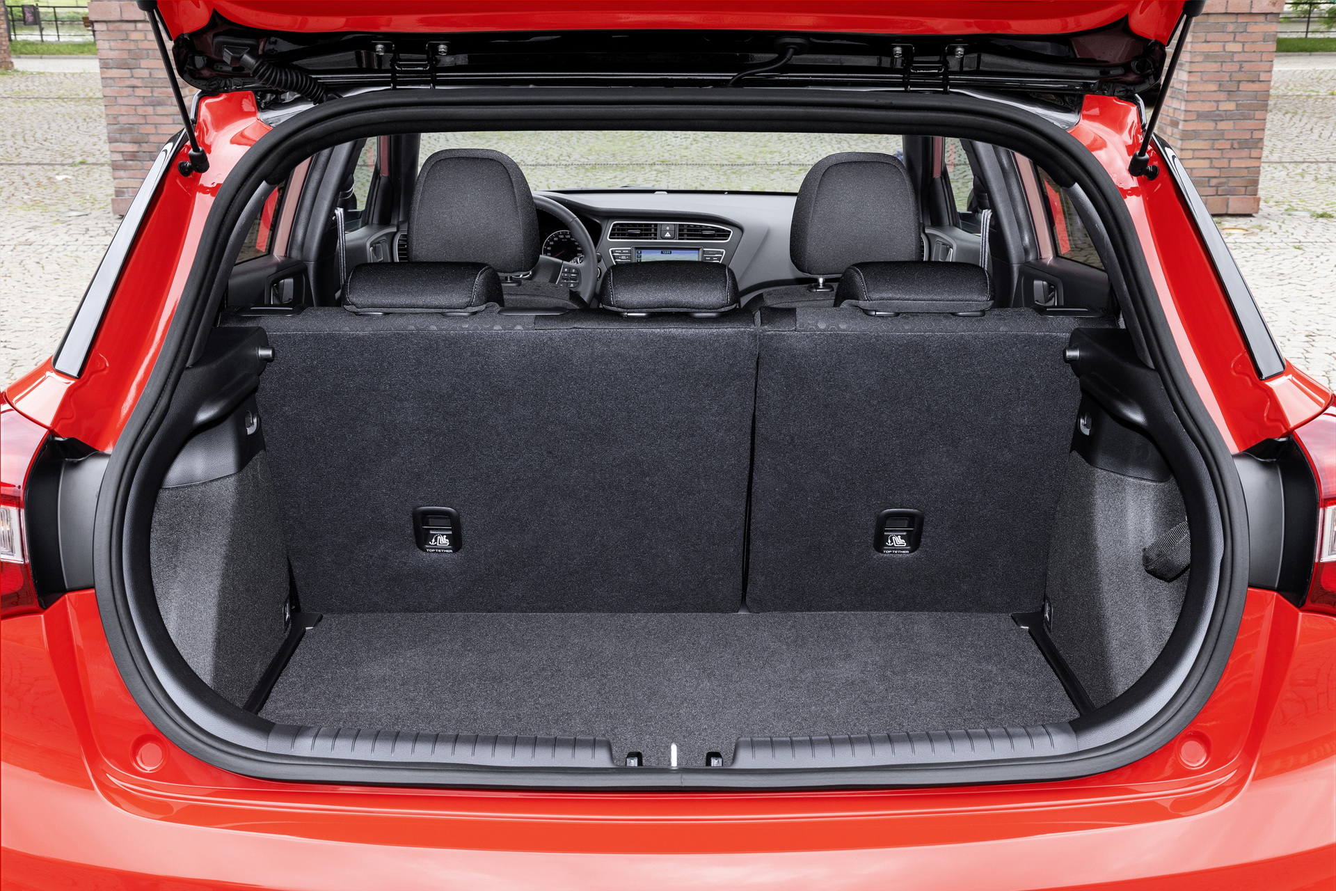 Hyundai-i20-26 Updated Hyundai i20 Goes On Sale In The UK, Priced From £13,995