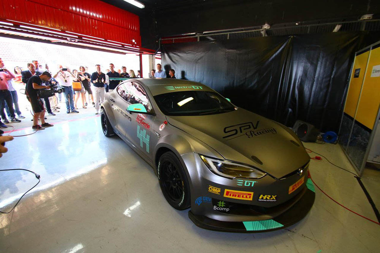 electric-gt-tesla-model-s-P100DL-02 copy Electric Racing Tesla Model S P100DL Unveiled At Catalunya