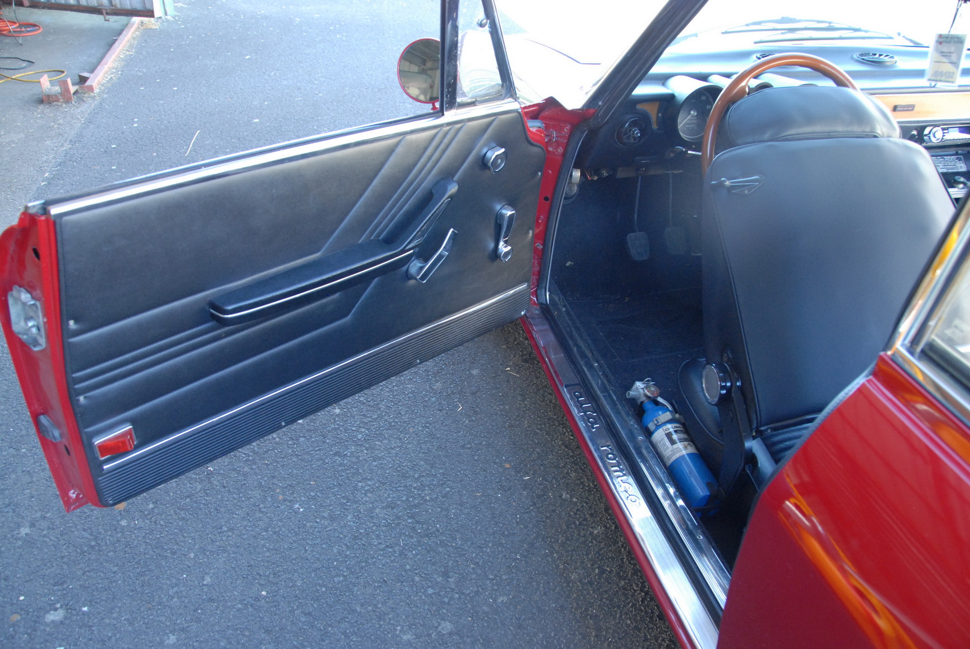 1974-alfa-romeo-gtv-bat-auction-19 Bid On This Alfa Romeo 2000 GT Veloce, Make Other Car Enthusiasts Jealous