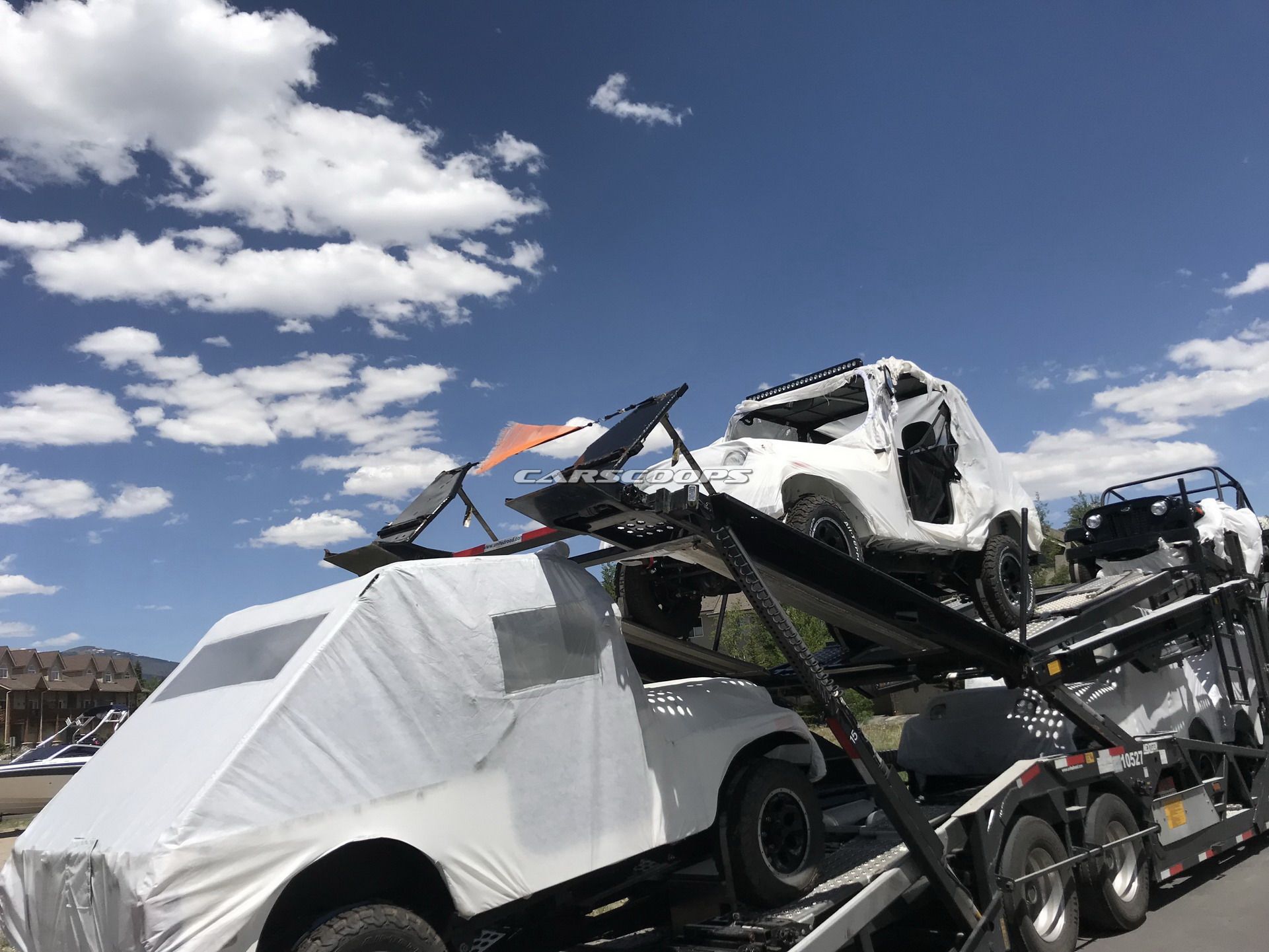 Mahindra-Jeep-22 Mahindra’s Jeep-Like Roxor Spotted On The Way To Dealers