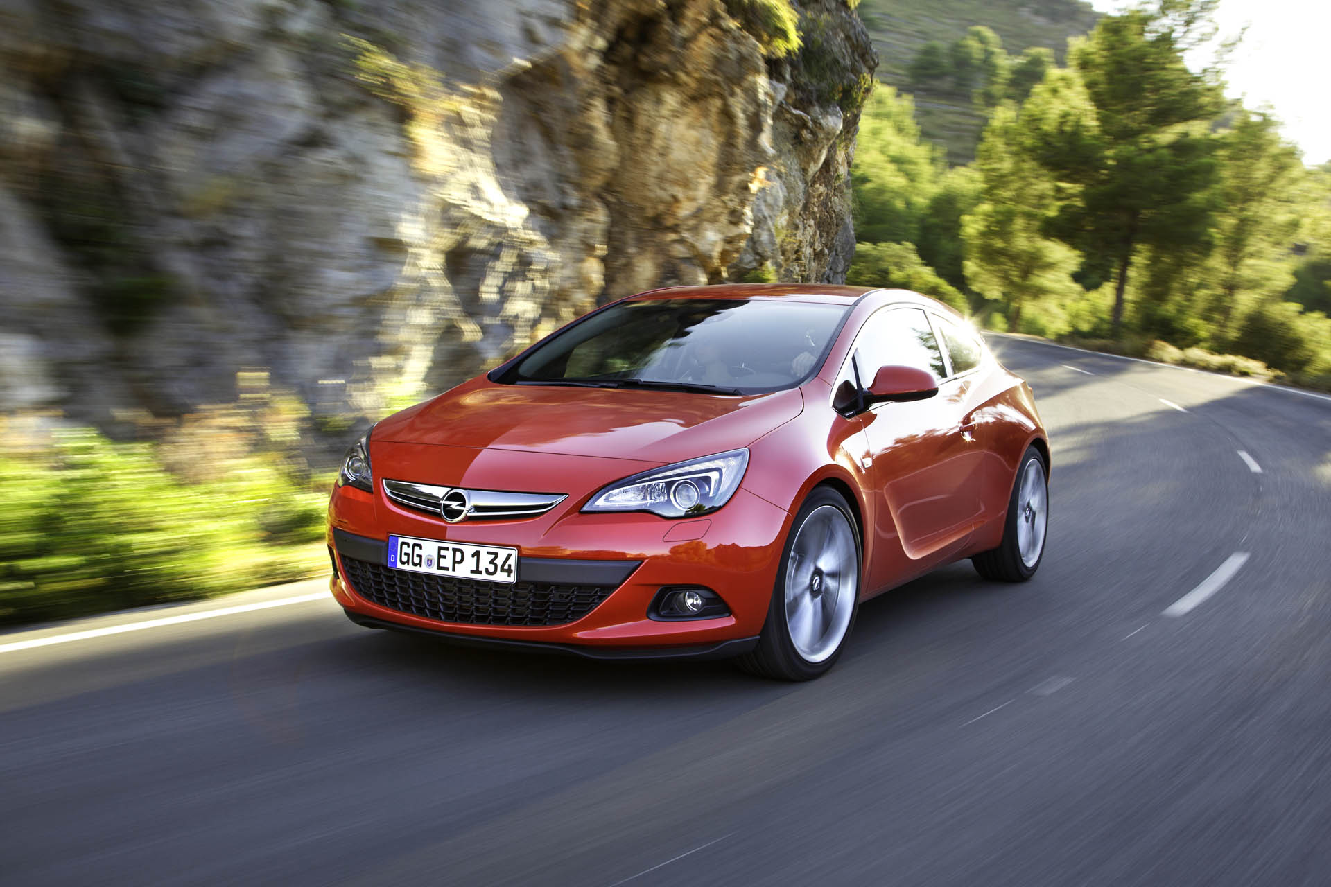 Opel GTC Vauxhall To Phase Out The Zafira And Astra GTC
