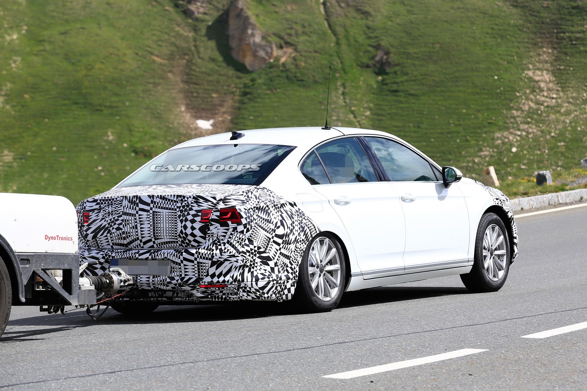 2019-vw-passat-facelift-spy-15 2019 VW Passat: Facelifted Euro Model Coming With Revised Styling, Updated Engines