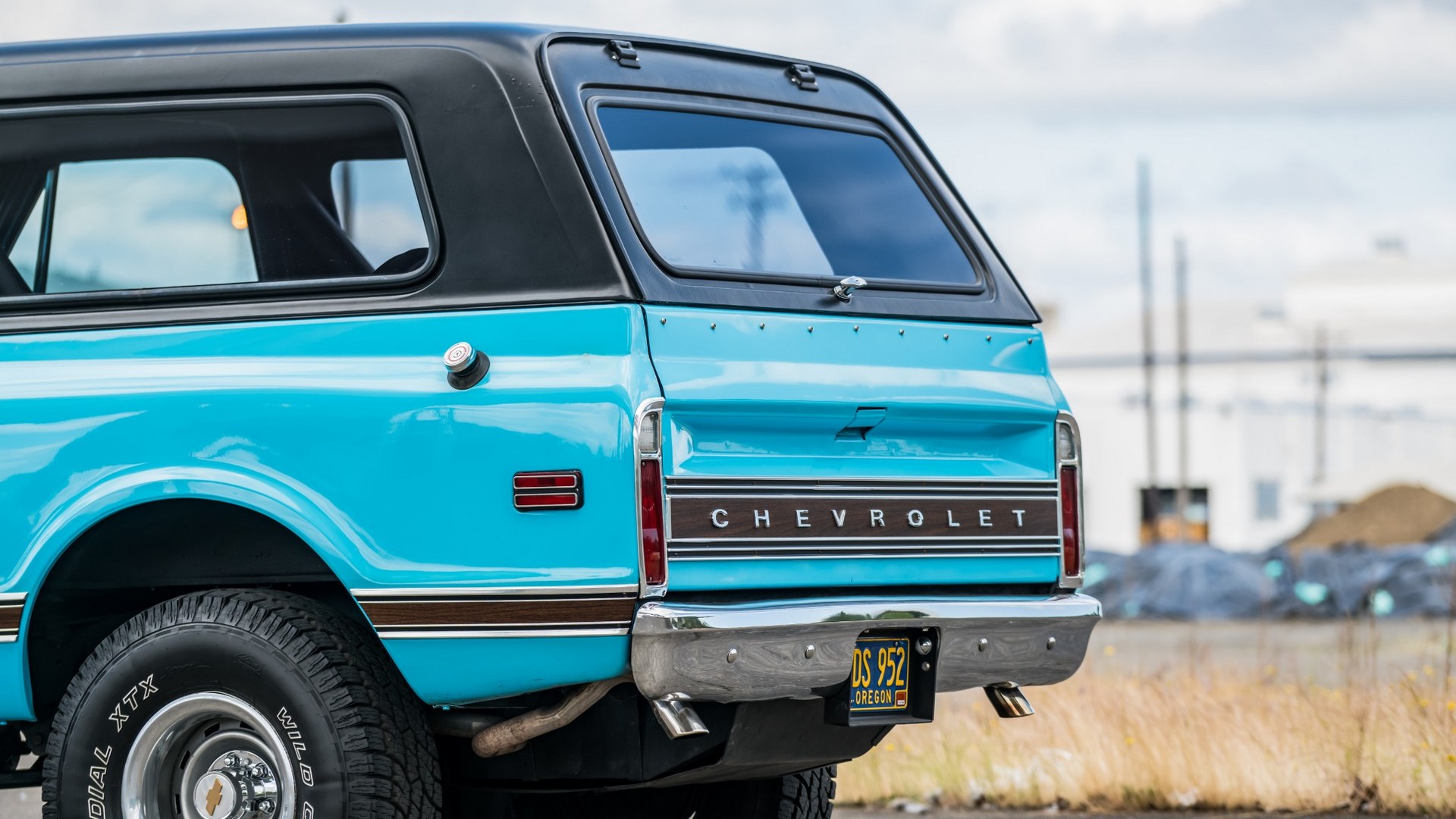 1972-Chevrolet-K5-Blazer-46 Not A Fan Of The 2019 Chevrolet Blazer? This 1972 K5 Might Be Up Your Alley