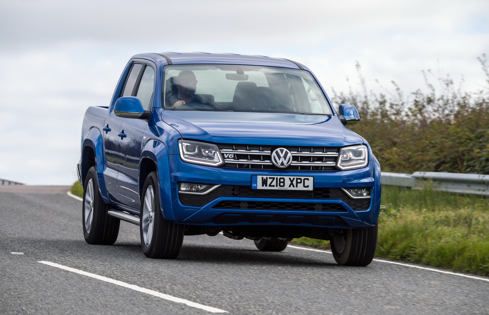 vw-amarok-v6-tdi-1 VW’s New 254 HP Amarok Diesel Starts From £34,325 In The UK