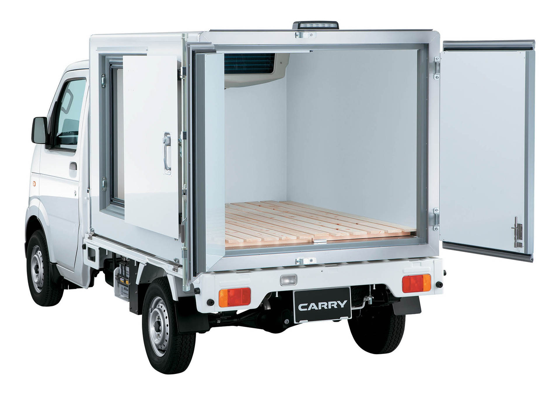 suzuki-every-carry-05 Suzuki Has Sold HOW MANY Of These Tiny Minivans In Japan?