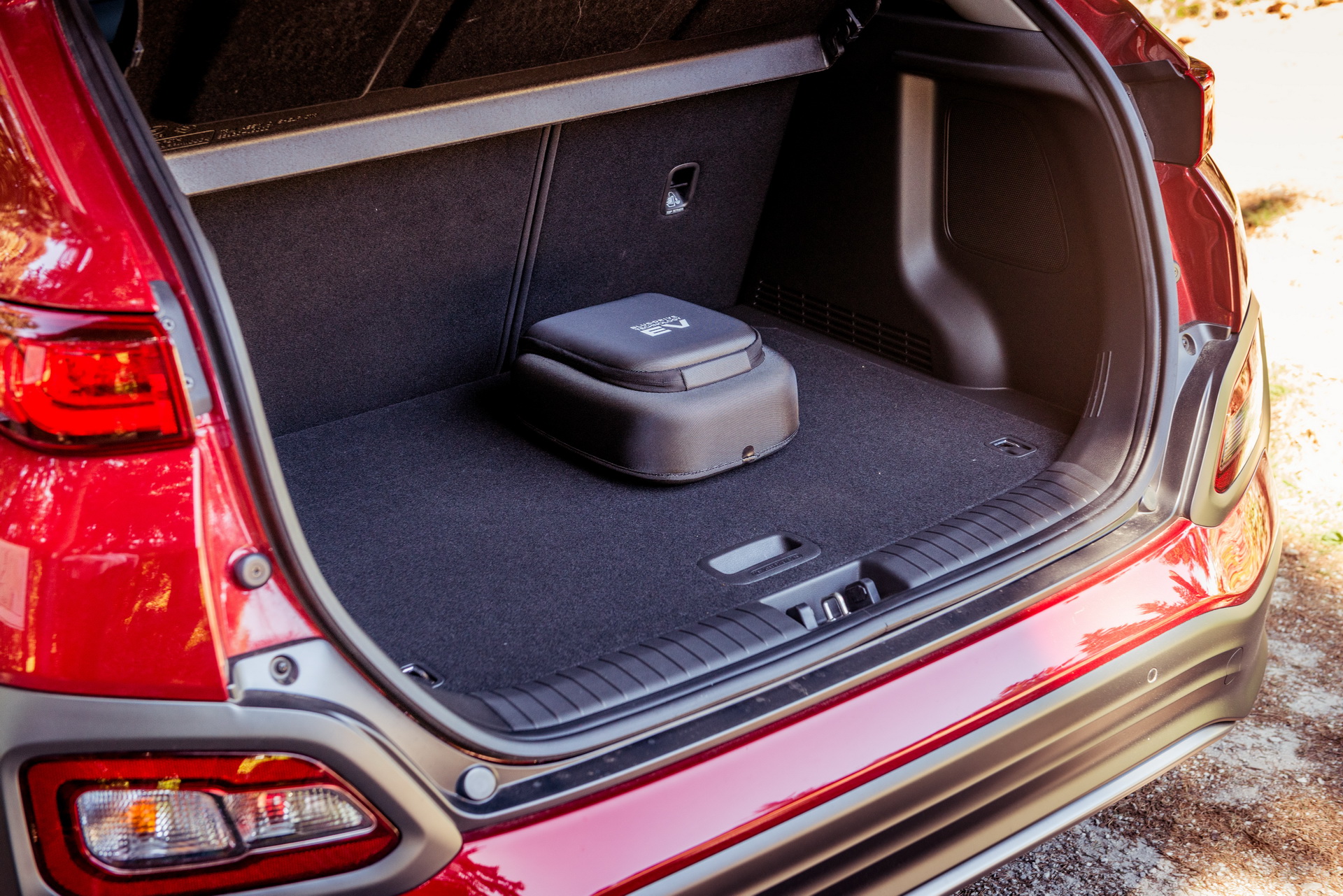 Hyundai_Kona_Electric_UK_03 Hyundai Kona Electric Priced From £24,995 In The UK