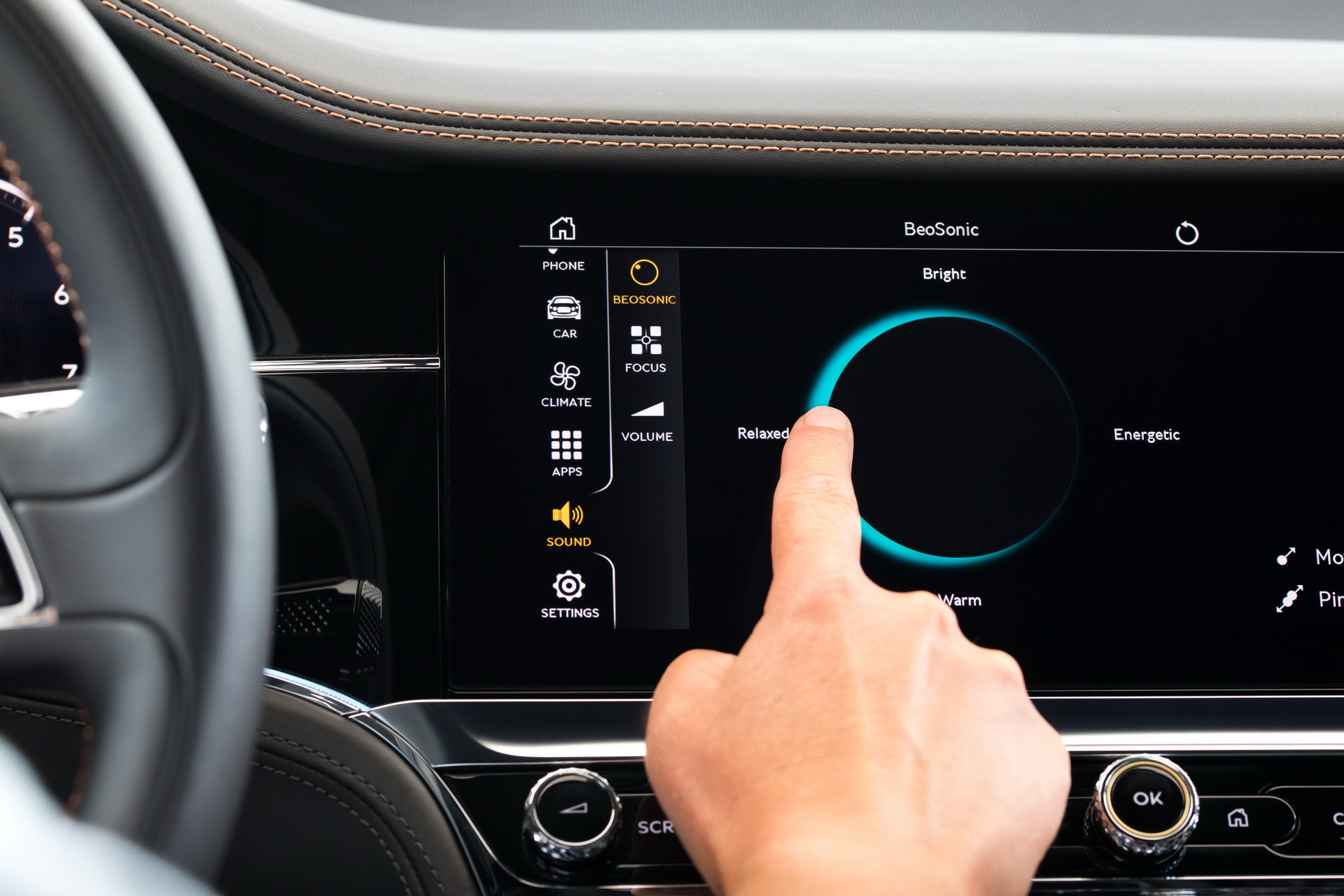 Bentley-BeoSonic-004 Bentley Continental GT Will Give You An Eargasm With Its Bang & Olufsen Audio