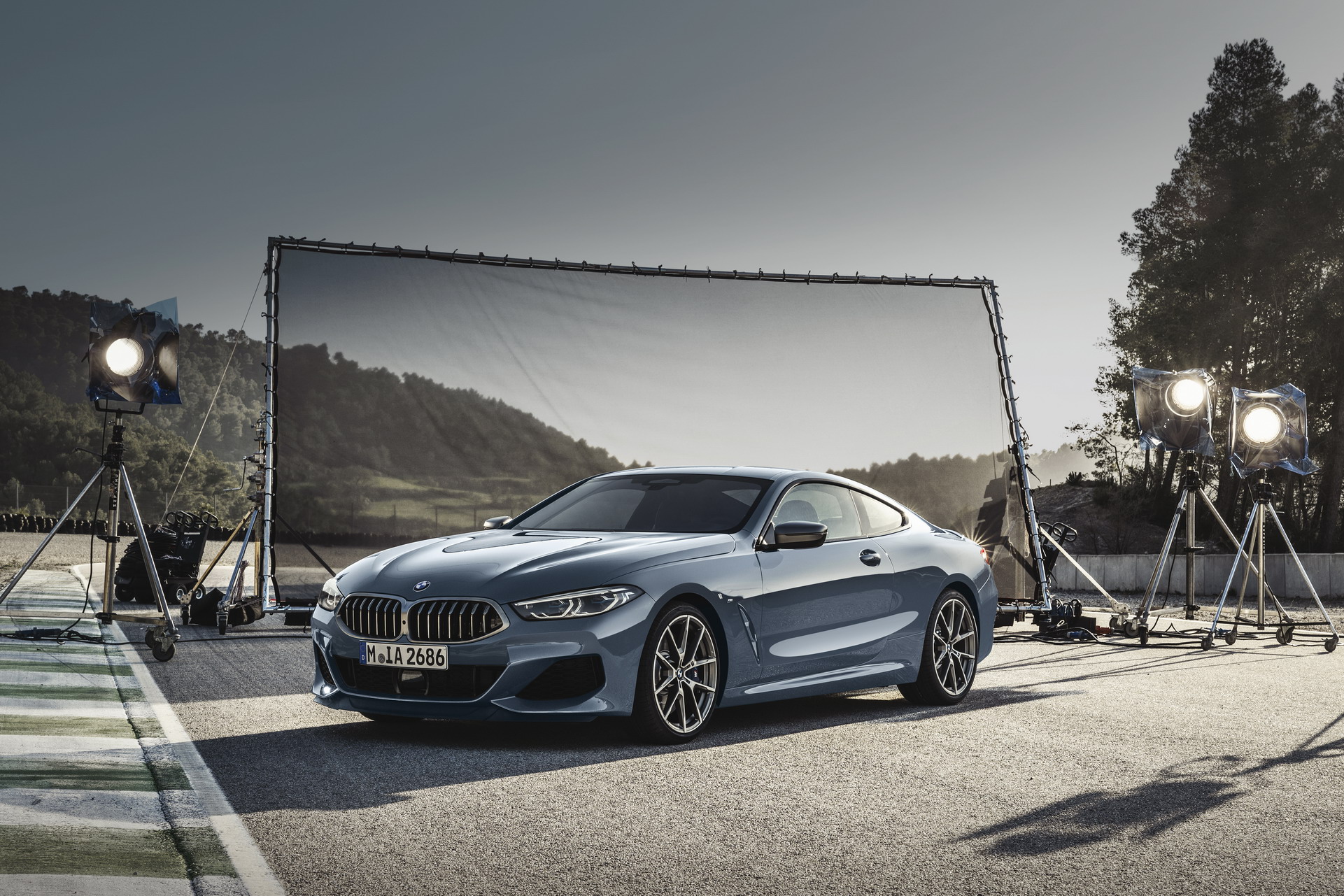 BMW-8-Series-2019-78 2019 BMW 8-Series Wants To Be The Sports Car The E31 Never Was (89 Photos & Videos)