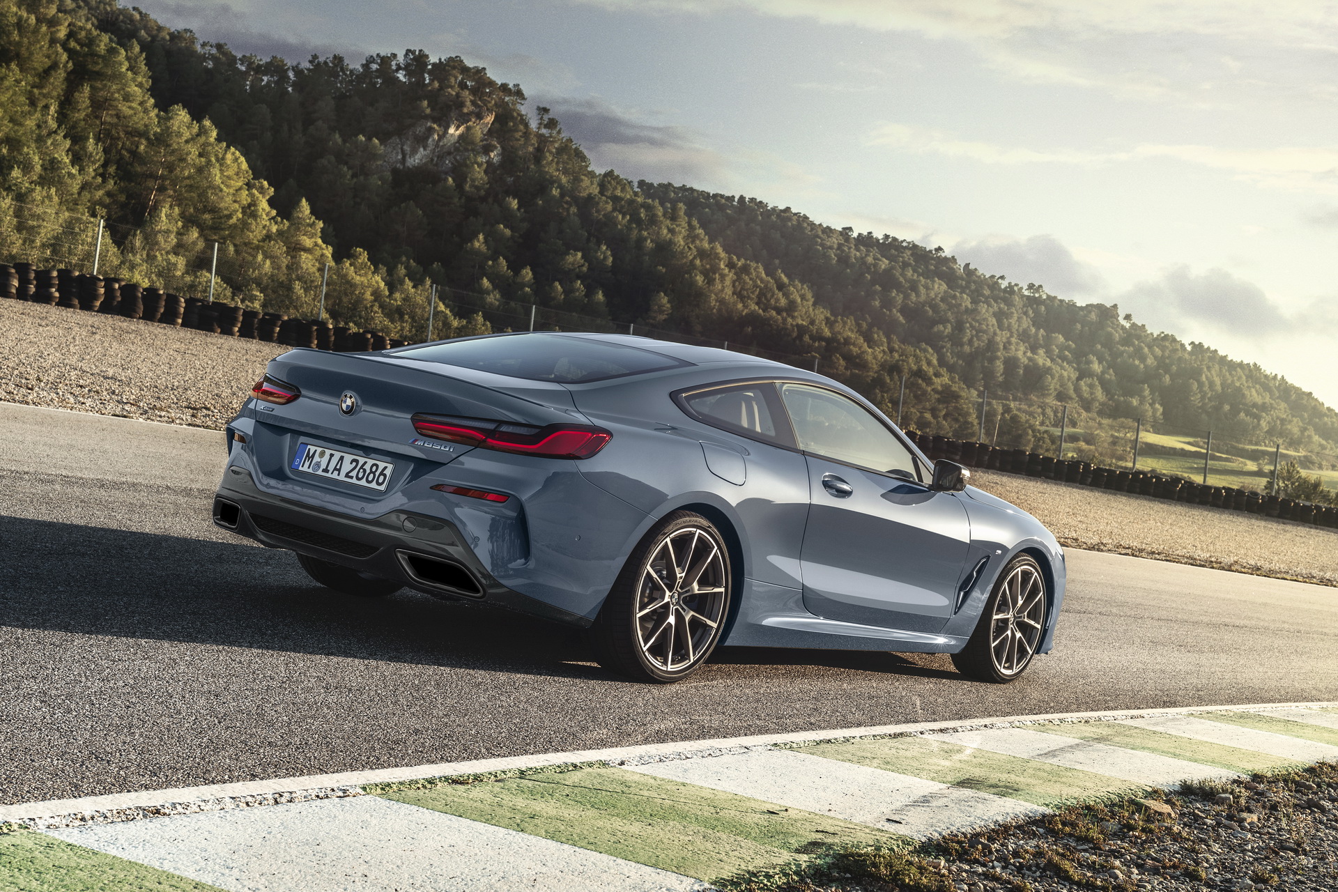 2019-bmw-8-series-coupe-3 BMW 8-Series Available With Gas And Diesel Engines From €100,000 In Germany