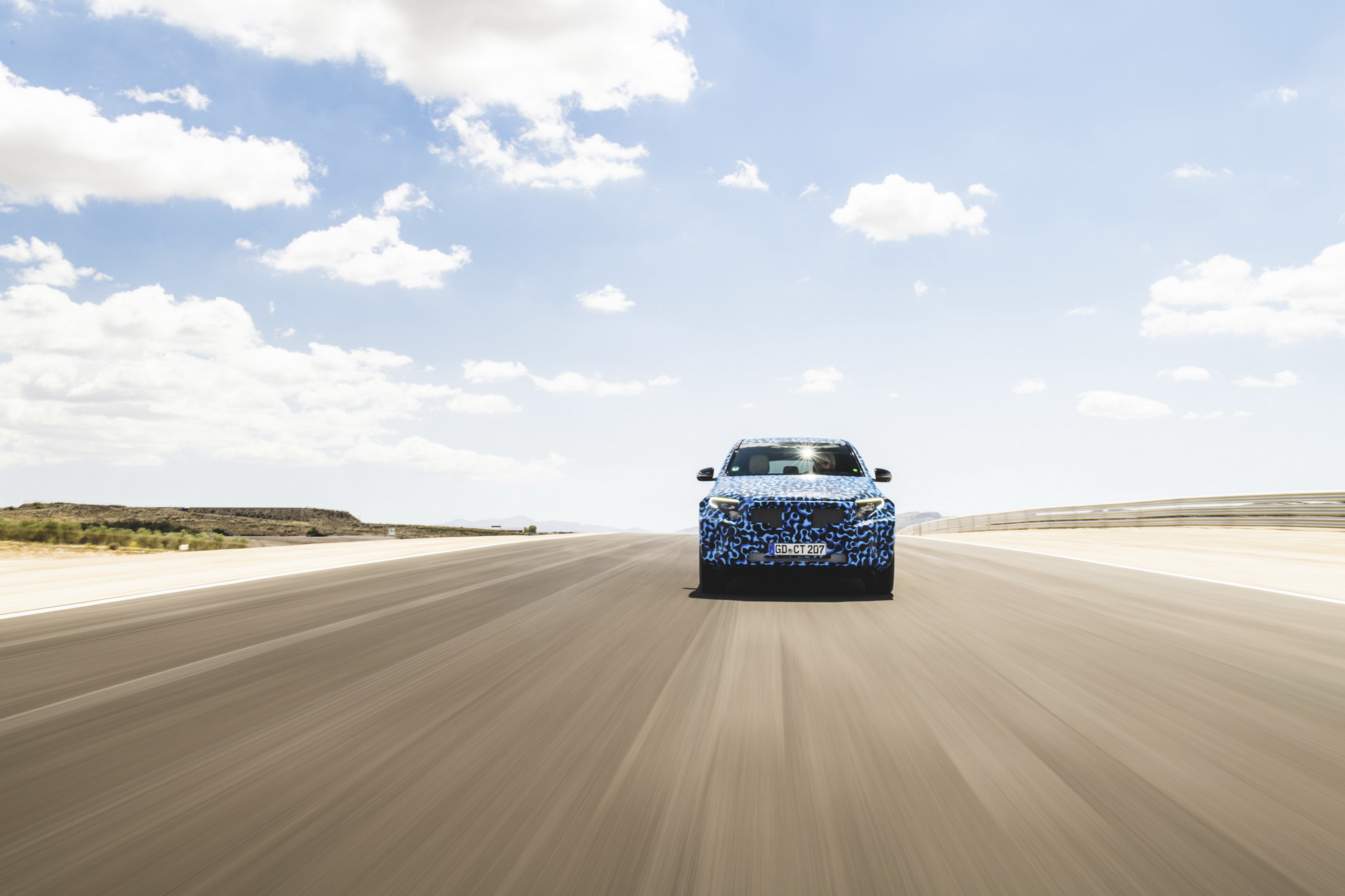 mercedes-benz-eqc-1 2020 Mercedes-Benz EQC Electric Crossover Switches To Blue Clothing As Production Nears