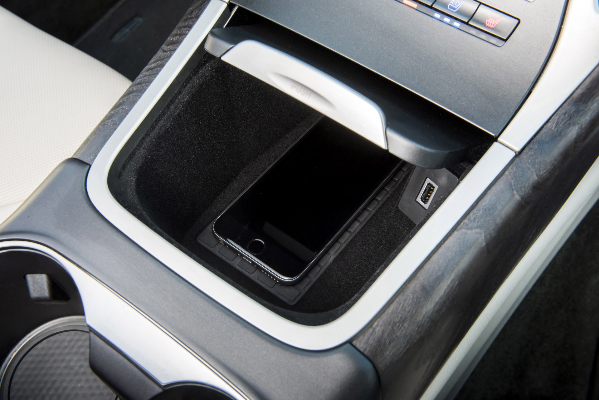 Lincoln-Nautilus-15 2019 Lincoln Nautilus Configurator Launched, Pricing Starts At $40,340