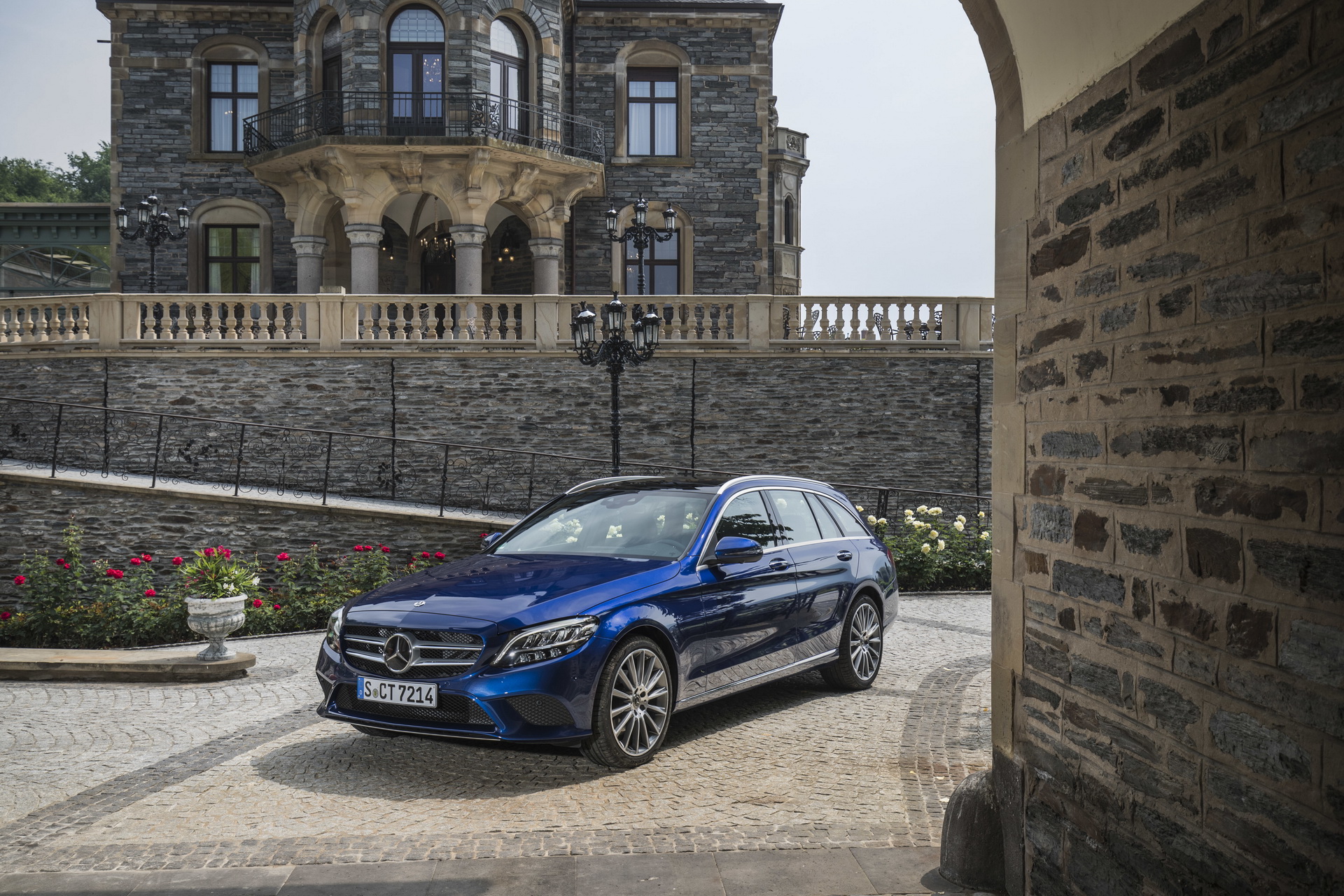 Mercedes_C-Class_25 2018 Mercedes C-Class Gains New 120HP Diesel For Entry-Level C180d