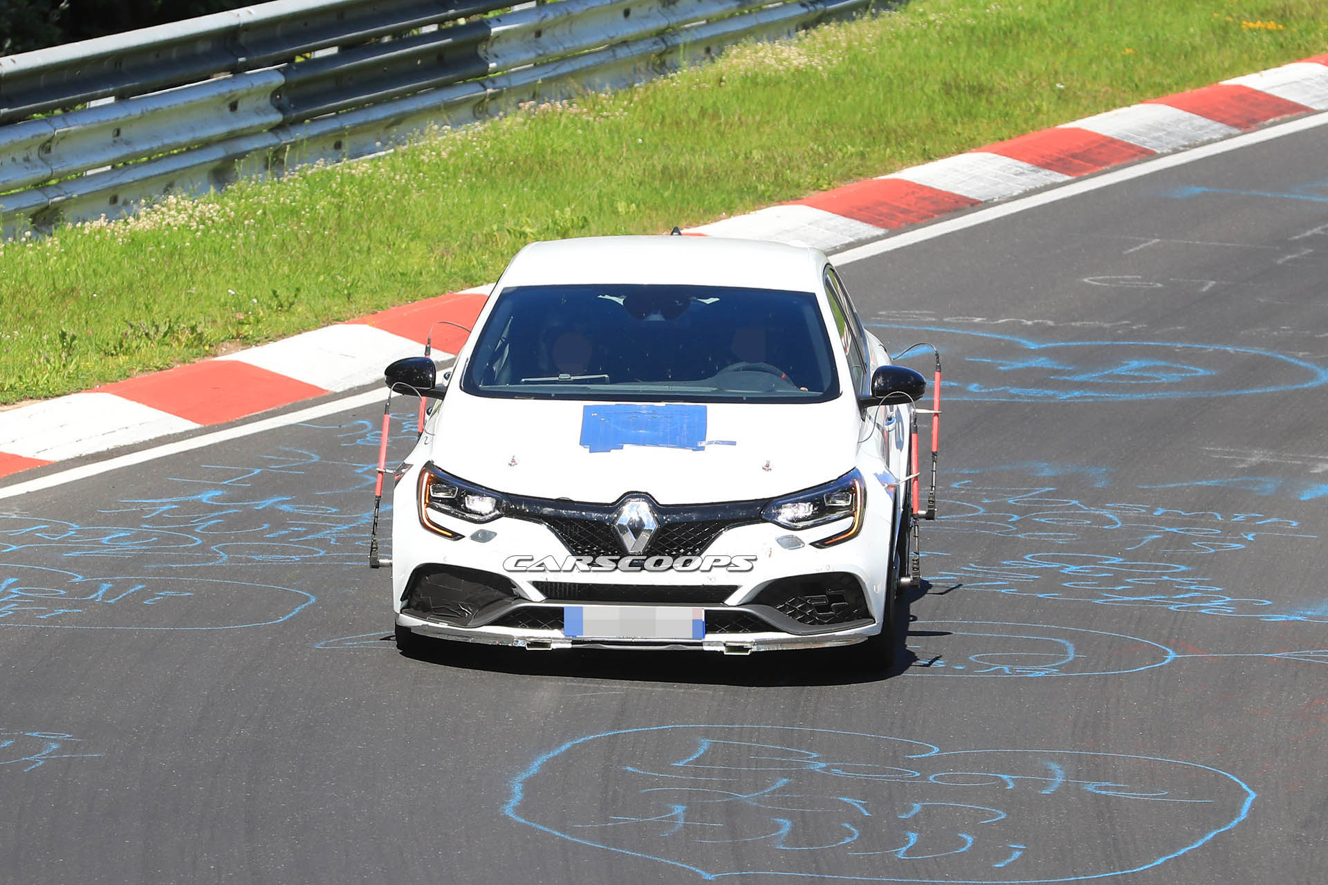 renault-megane-rs-trophy-spy-18 Renault’s Gunning For Ring Record With New Megane RS Trophy