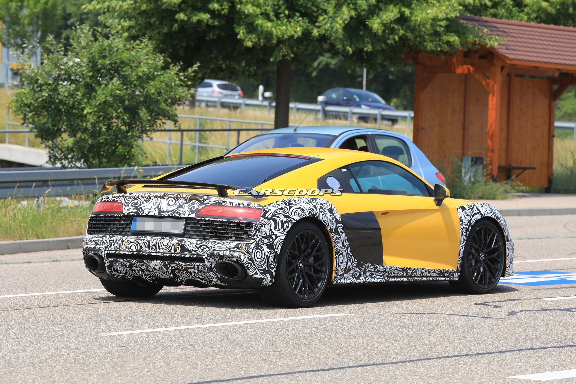 2019-Audi-R8-Facelift-32 Facelifted Audi R8 Will Leave You Hot And Flustered