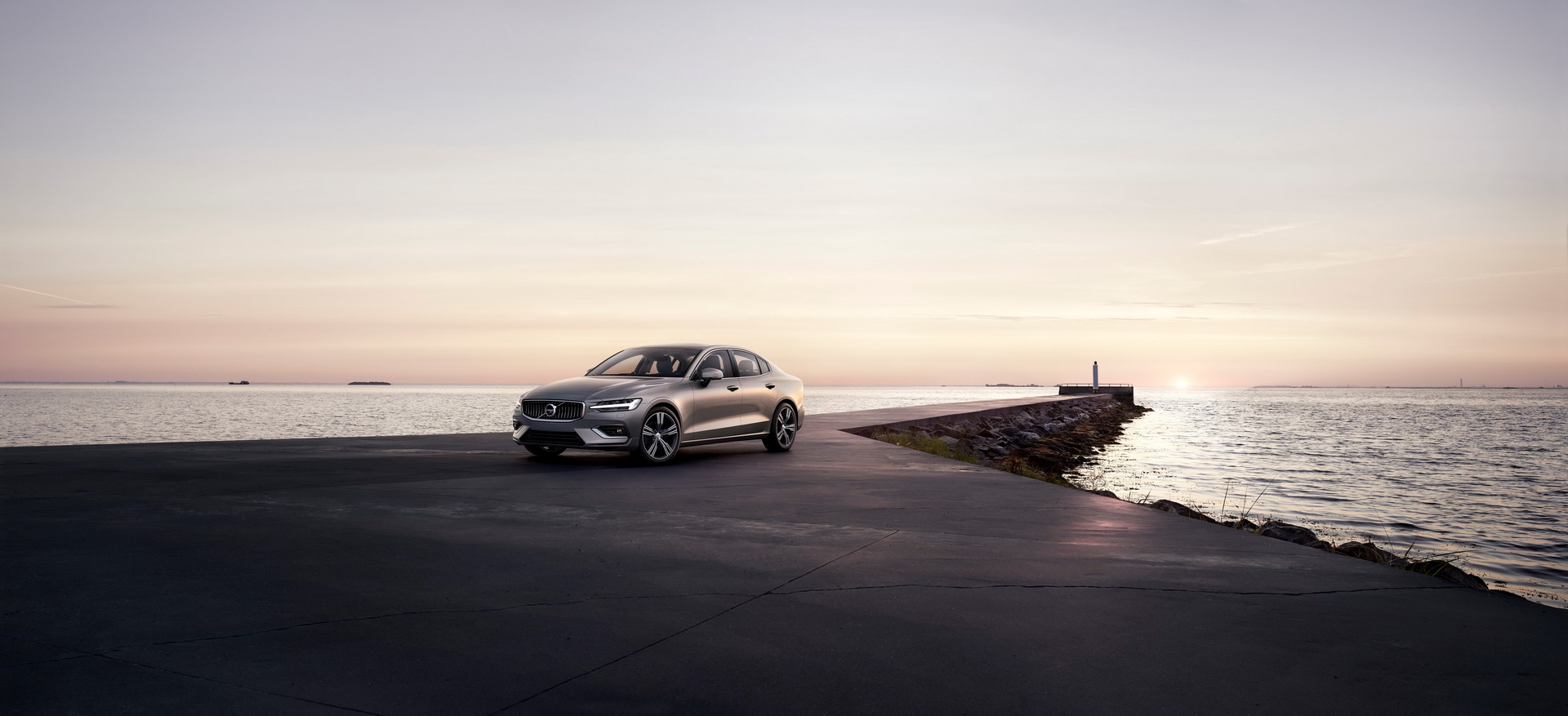 2019-volvo-s60-unveiled-66 New 2019 Volvo S60 Is A Sleek, American Made BMW 3-Series Fighter