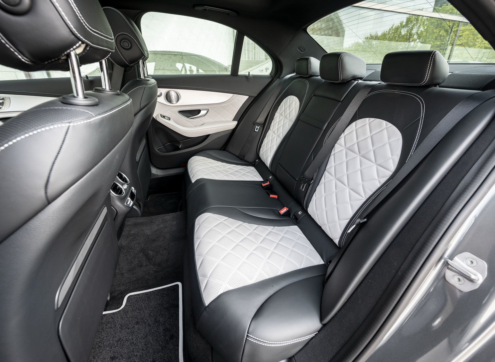 Mercedes_C-Class_18 2018 Mercedes C-Class Gains New 120HP Diesel For Entry-Level C180d