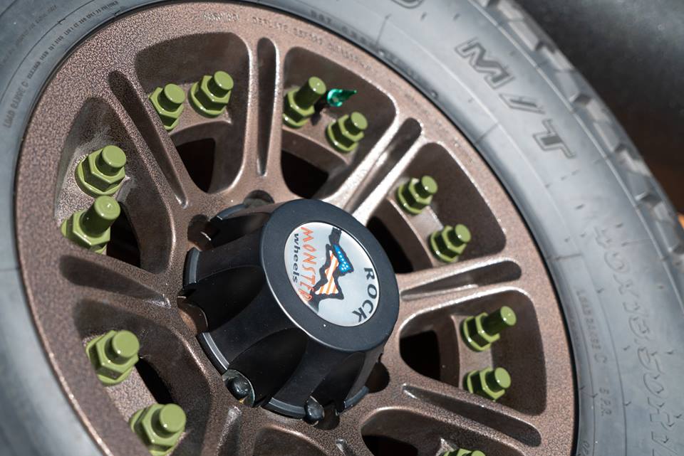 jeep-wrangler-6x6-bruiser-conversions-40 Bruiser Conversions 6×6 Is A Six-Wheel Jeep Wrangler With A 450HP LS3 V8