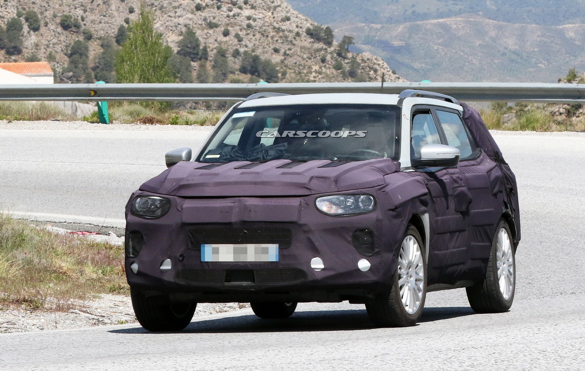 2019-ssangyong-korando-spy-17 All-New SsangYong Korando Will Usher In New Design Language