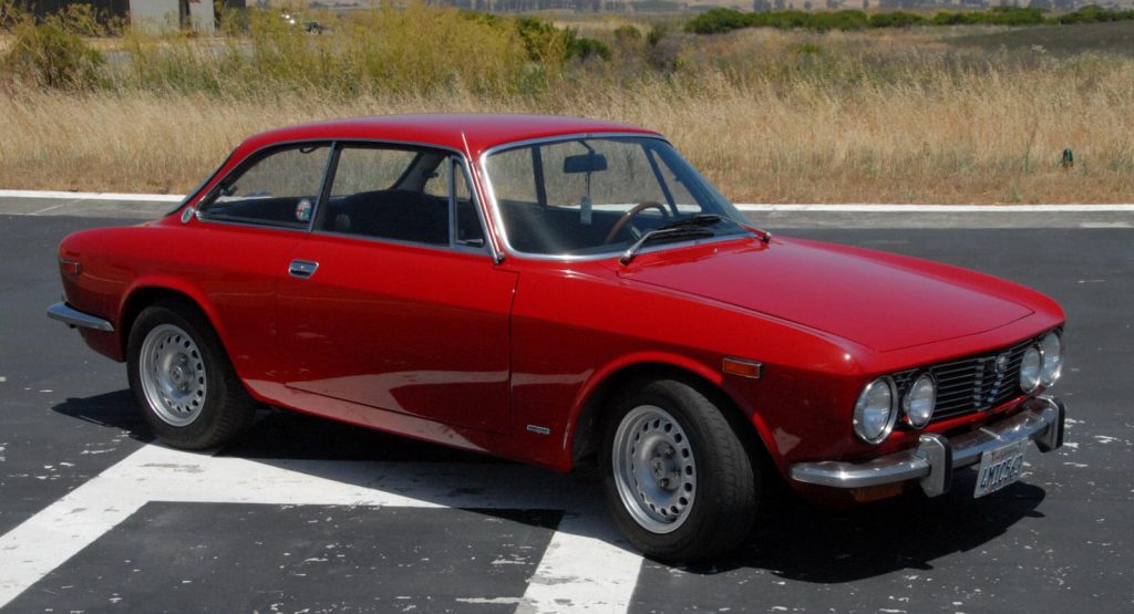  Bid On This Alfa Romeo 2000 GT Veloce, Make Other Car Enthusiasts Jealous
