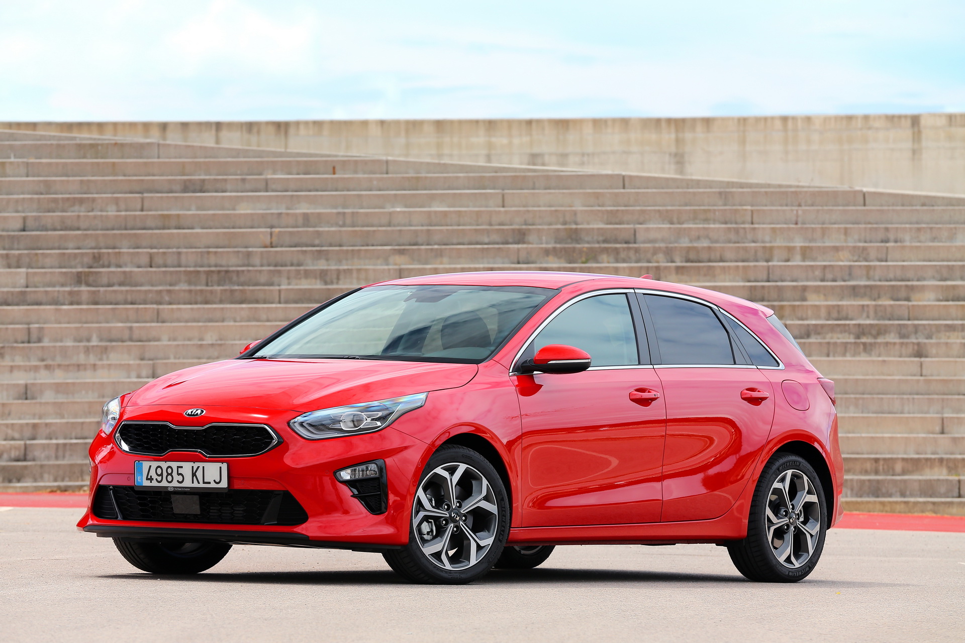 2019-kia-ceed-55 New Kia Ceed Detailed In Gigantic Image Gallery, UK Pricing Announced