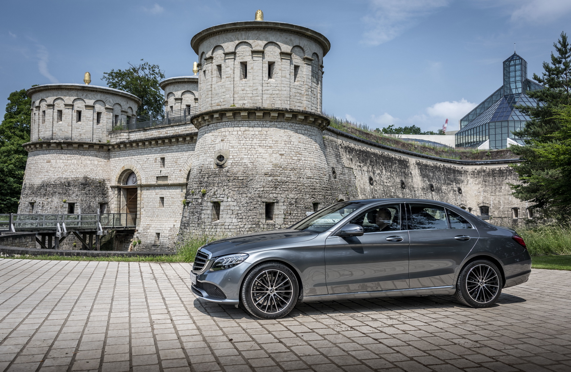 Mercedes_C-Class_10 2018 Mercedes C-Class Gains New 120HP Diesel For Entry-Level C180d