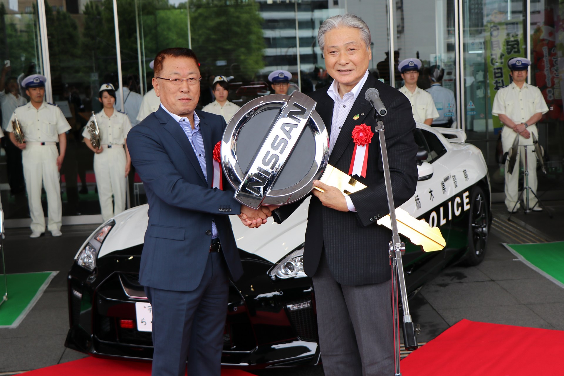 Nissan-GT-R-Police-Car-19 Nissan GT-R Police Car Enters Service In Japan