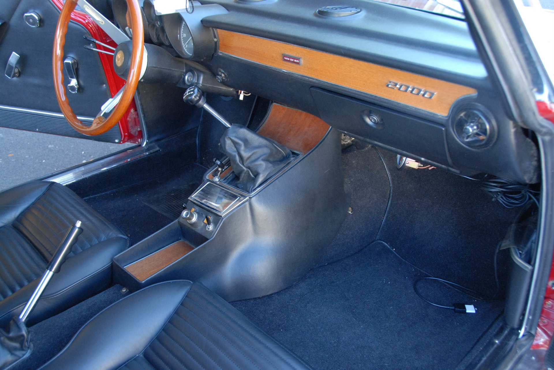 1974-alfa-romeo-gtv-bat-auction-12 Bid On This Alfa Romeo 2000 GT Veloce, Make Other Car Enthusiasts Jealous