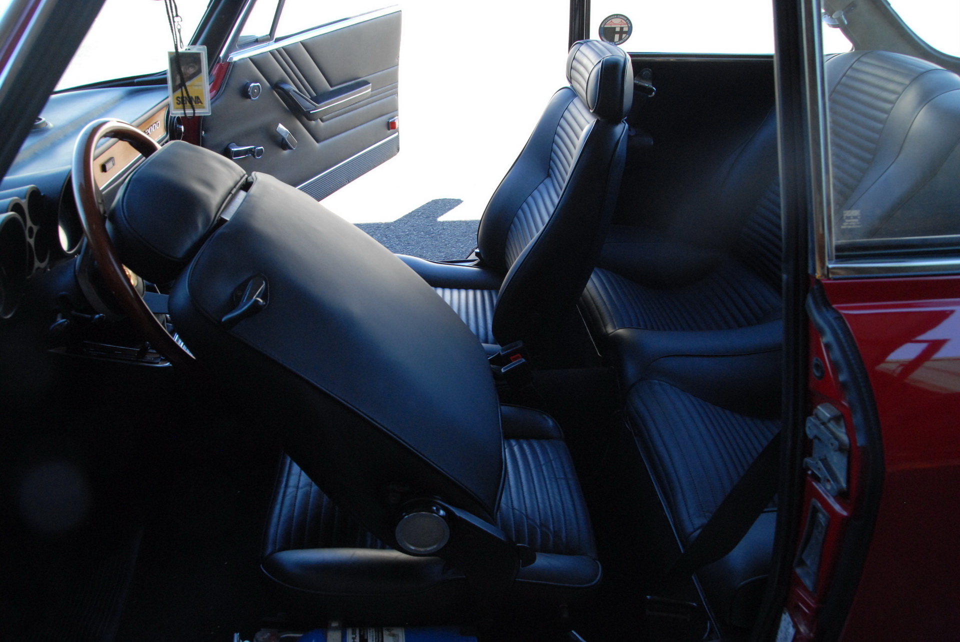 1974-alfa-romeo-gtv-bat-auction-20 Bid On This Alfa Romeo 2000 GT Veloce, Make Other Car Enthusiasts Jealous