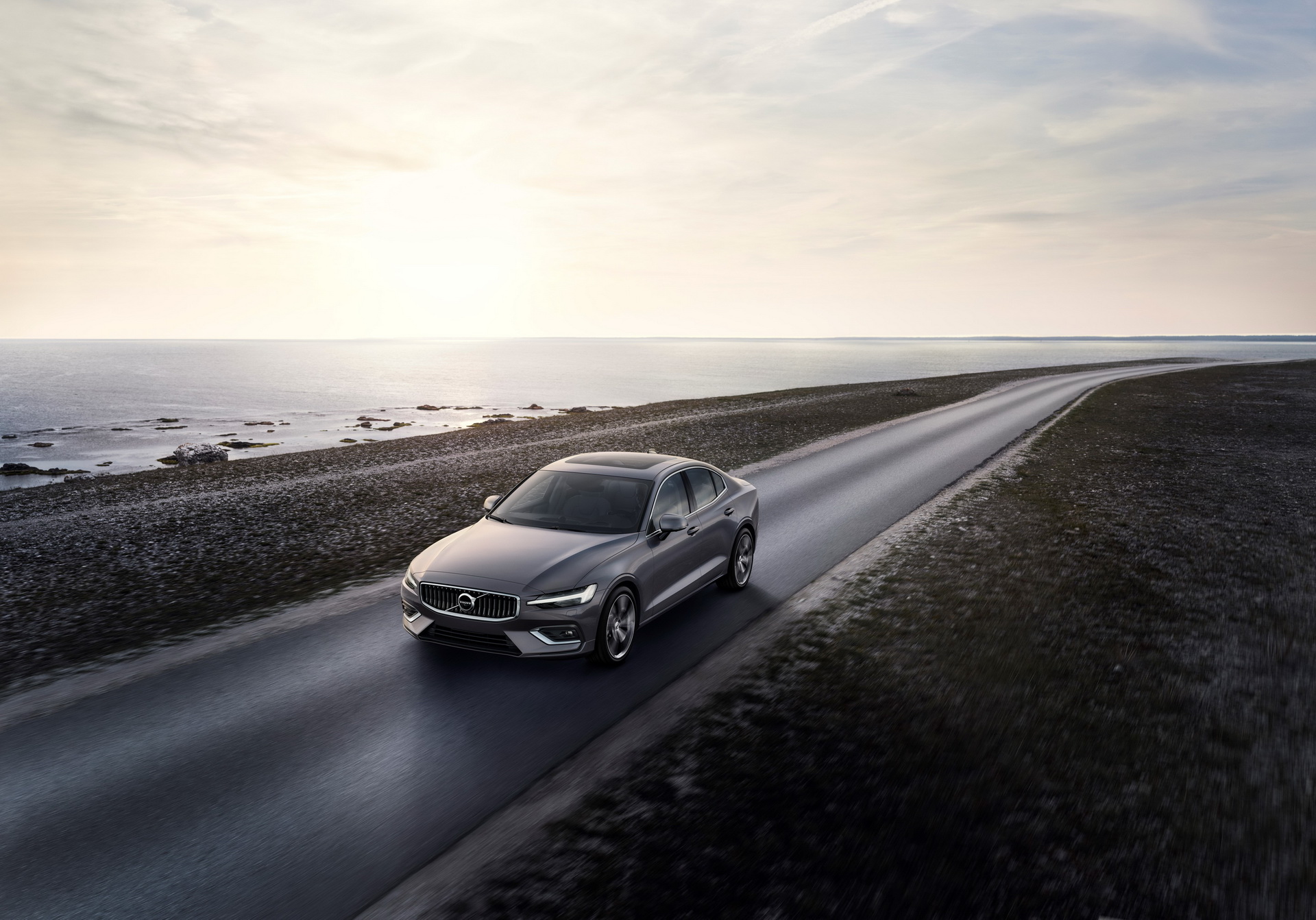 2019-volvo-s60-unveiled-68 New 2019 Volvo S60 Is A Sleek, American Made BMW 3-Series Fighter