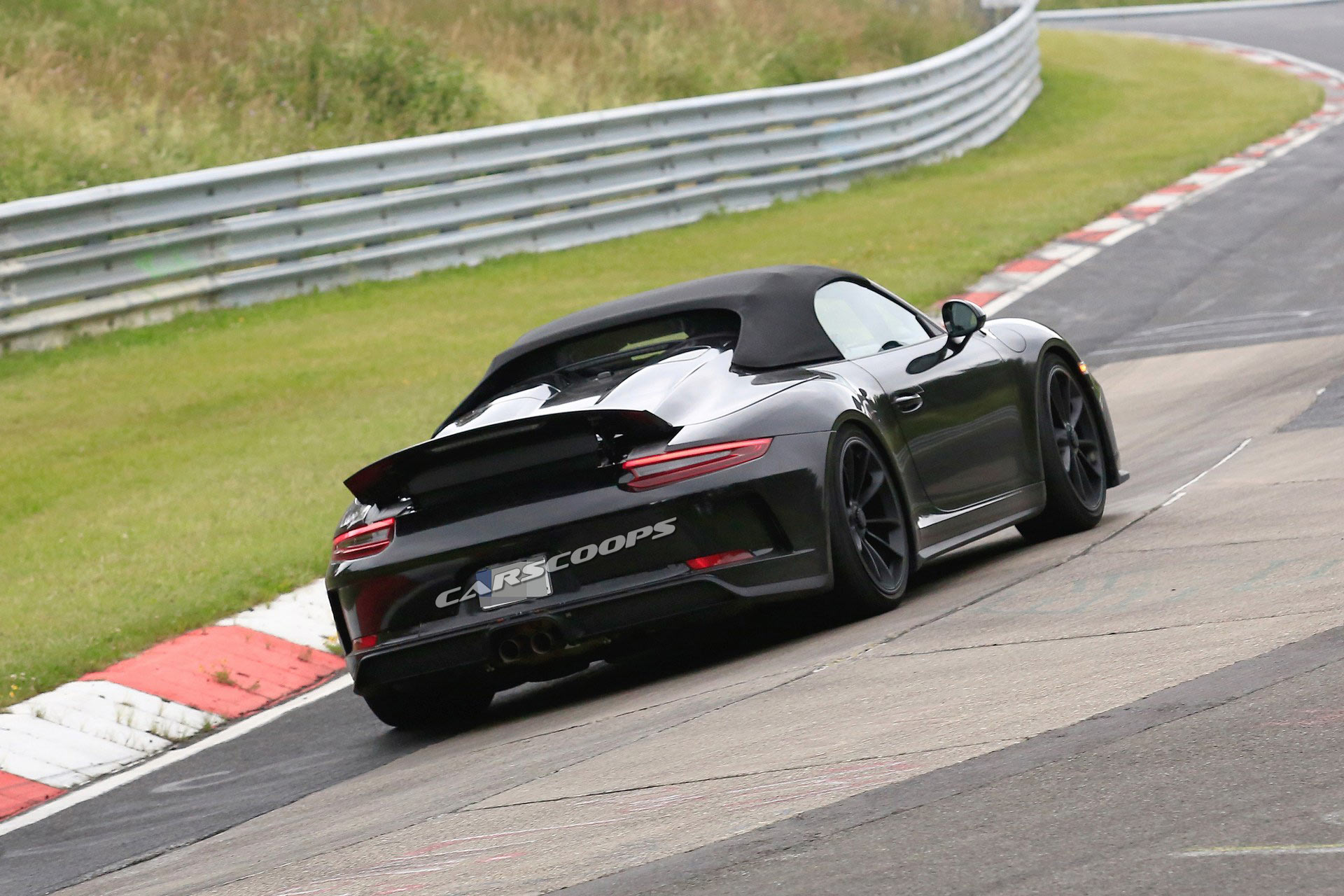 Porsche-911-Speedster-27 2019 Porsche 911 Speedster Captured Undisguised, Stays True To Concept