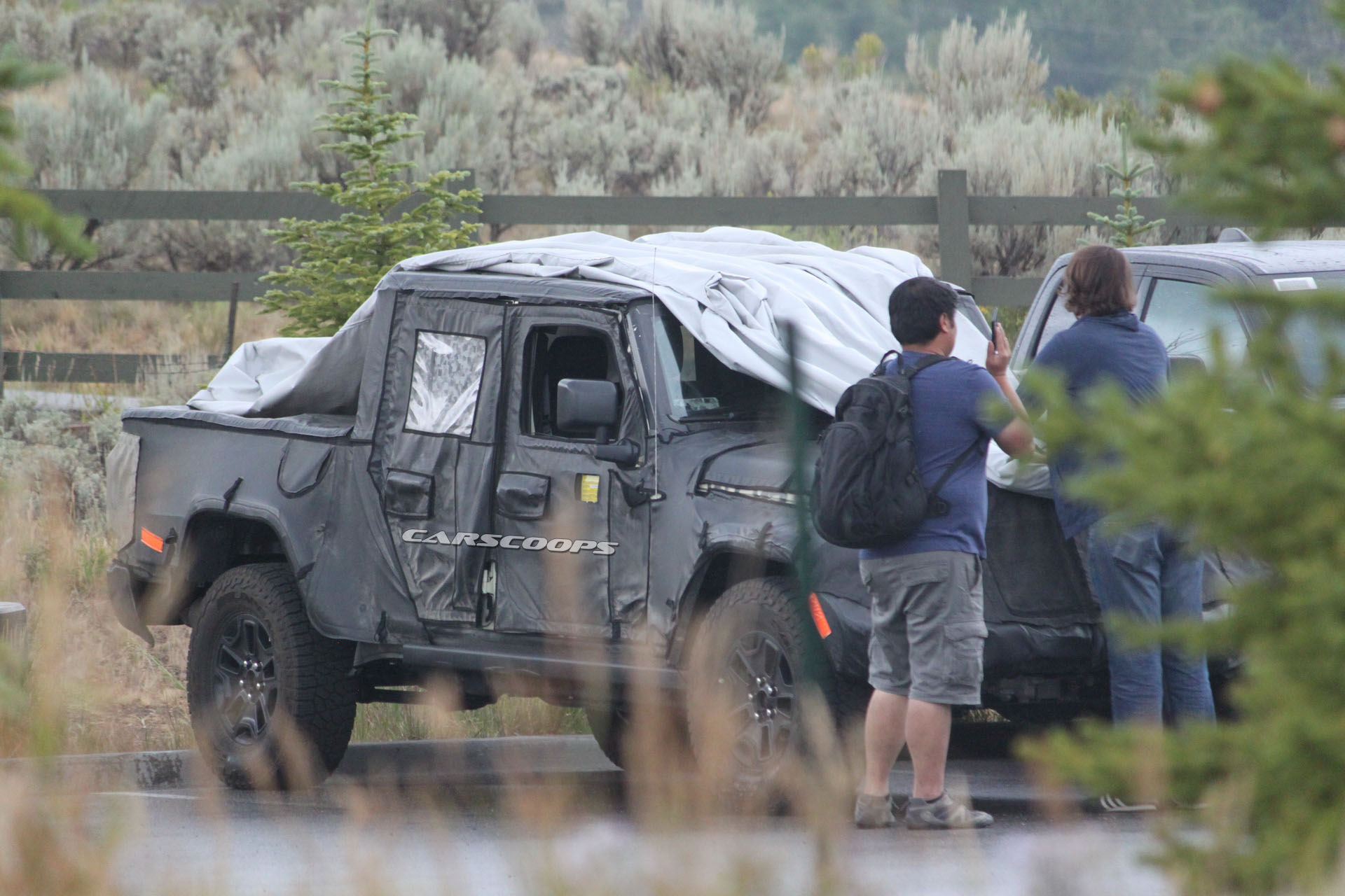 Jeep-Scrambler-03 2019 Jeep Scrambler: Here’s What To Expect From The JL-Based Pickup Truck