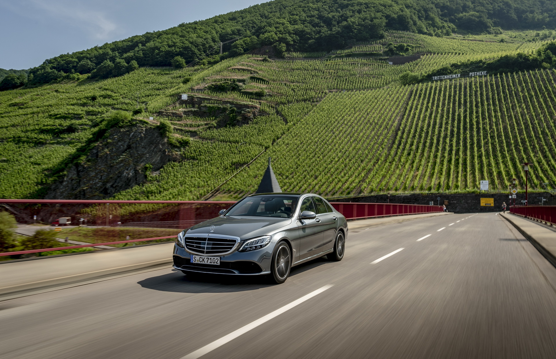 Mercedes_C-Class_08 2018 Mercedes C-Class Gains New 120HP Diesel For Entry-Level C180d