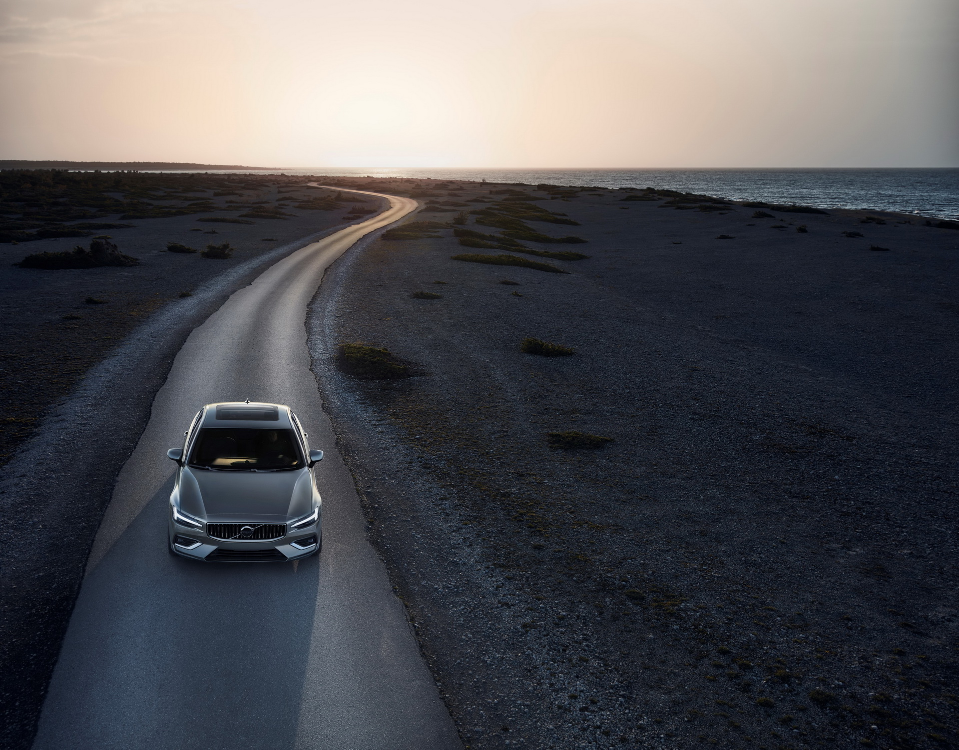 2019-volvo-s60-unveiled-49 New 2019 Volvo S60 Is A Sleek, American Made BMW 3-Series Fighter