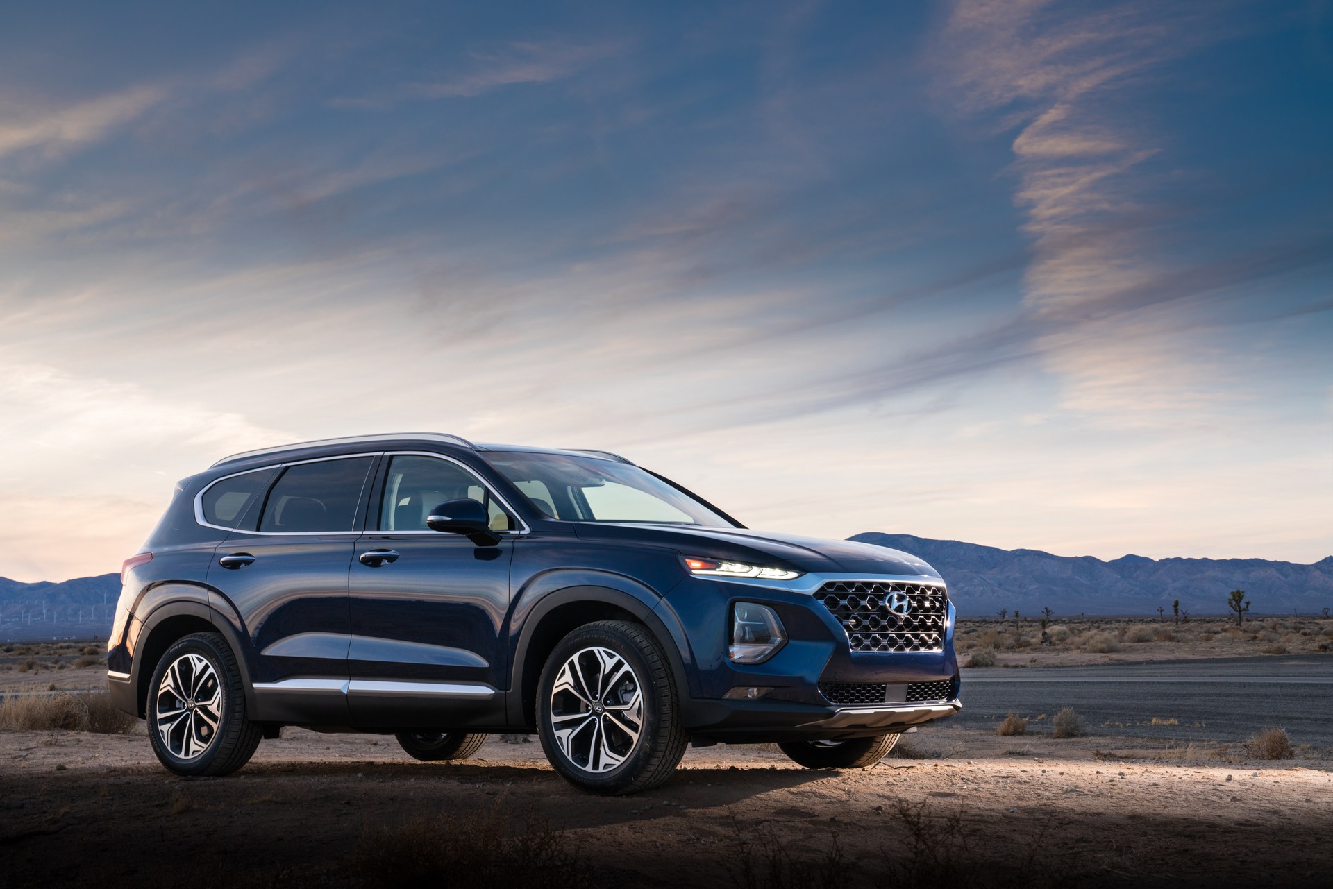 2019-Hyundai-Santa-Fe-23 2019 Hyundai Santa Fe Pricing Starts At $25,500
