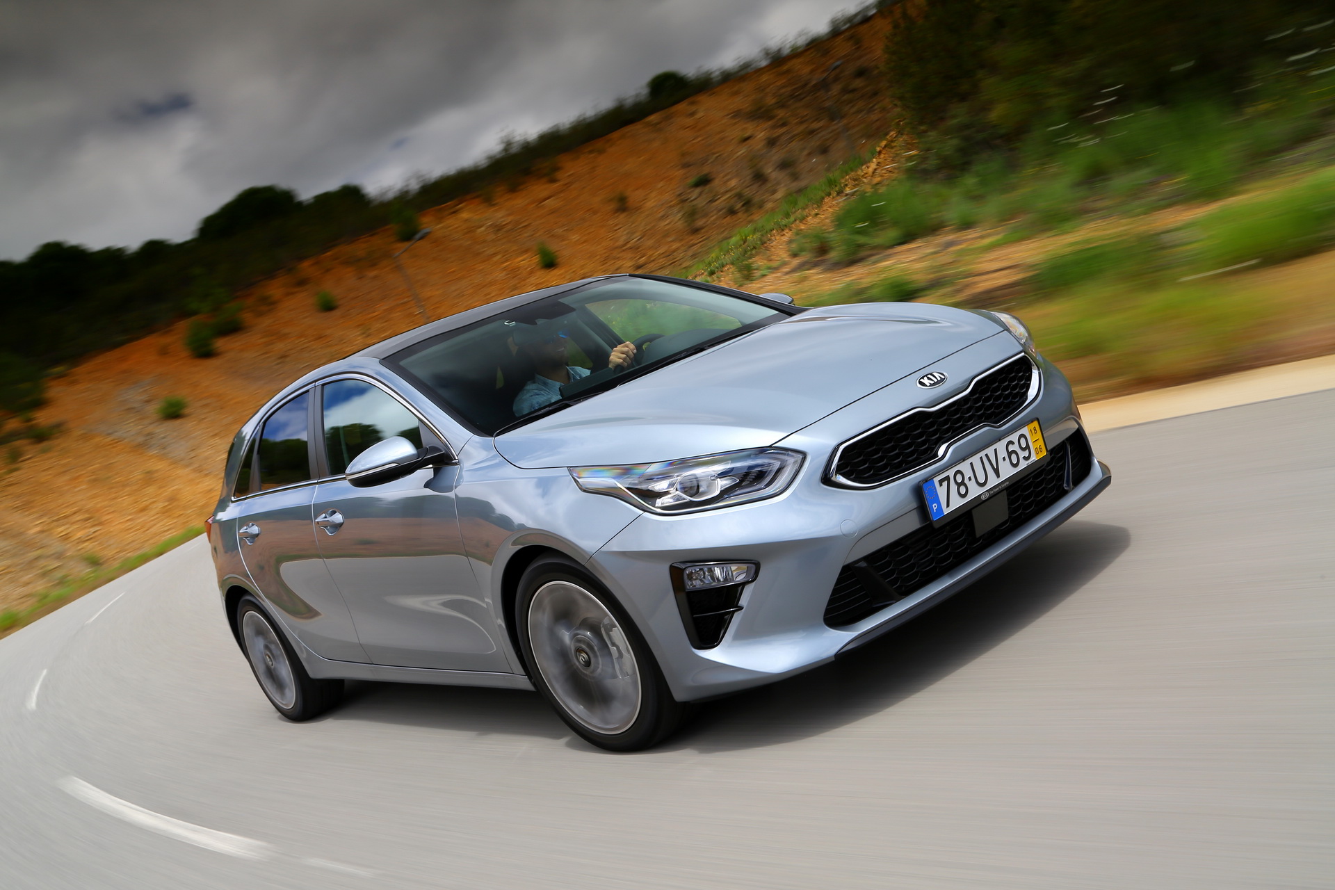 2019-kia-ceed-7 New Kia Ceed Detailed In Gigantic Image Gallery, UK Pricing Announced