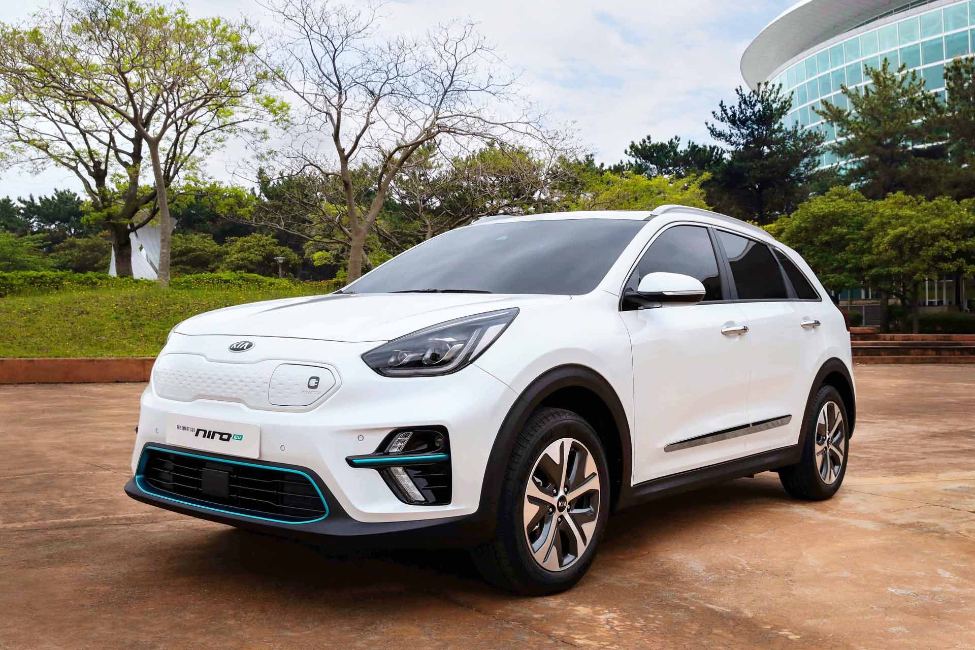 kia-niro-ev-07 Kia Niro EV Debuts At Busan Motor Show Ahead Of Market Launch