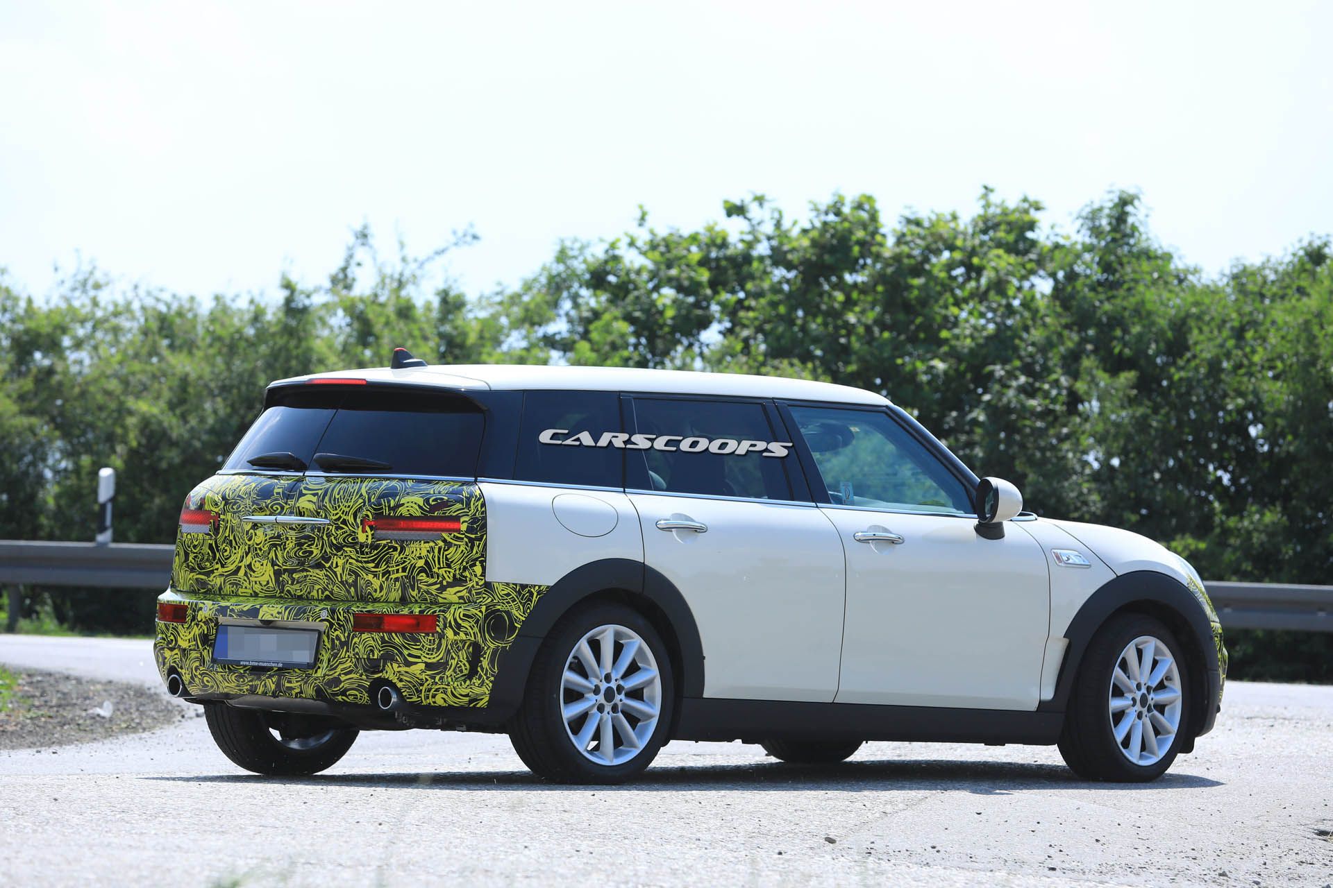 mini-clubman-facelift-08 Mini Clubman Spied Preparing Similar Updates To The Latest Hatch
