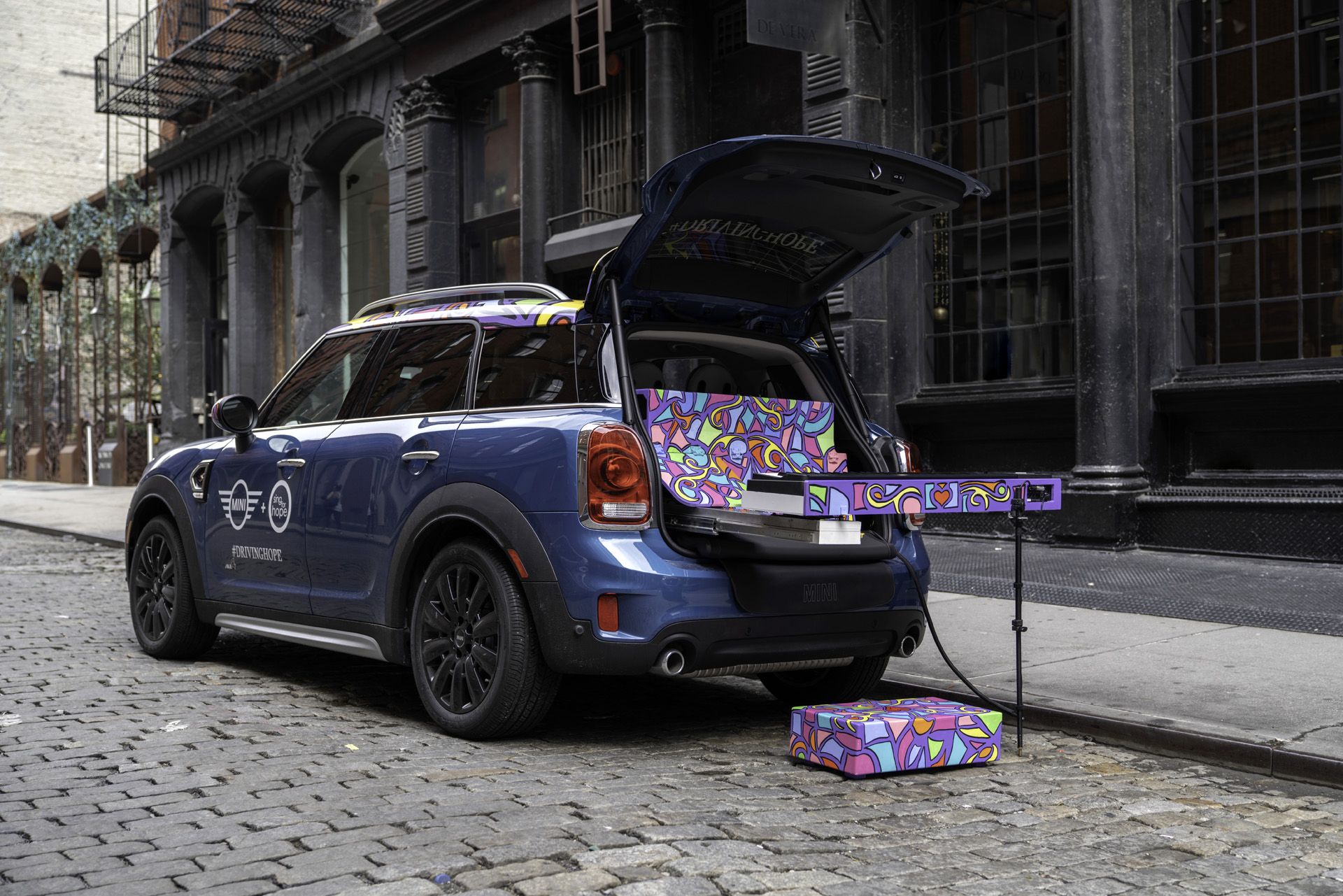 mini-countryman-piano-02 Mini’s Turned A Countryman Into A Piano On (Bigger) Wheels