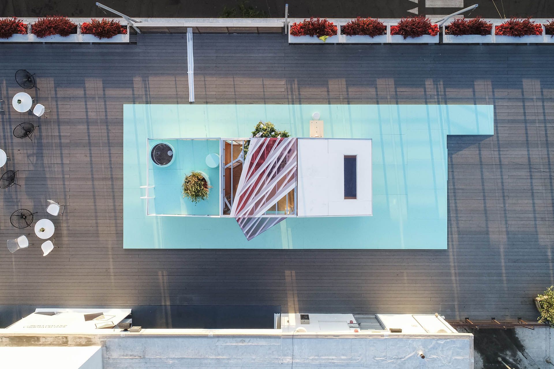 mini-living-urban-cabin-la-16 Mini Applies Its Skills To An ‘Urban Cabin’ In Los Angeles