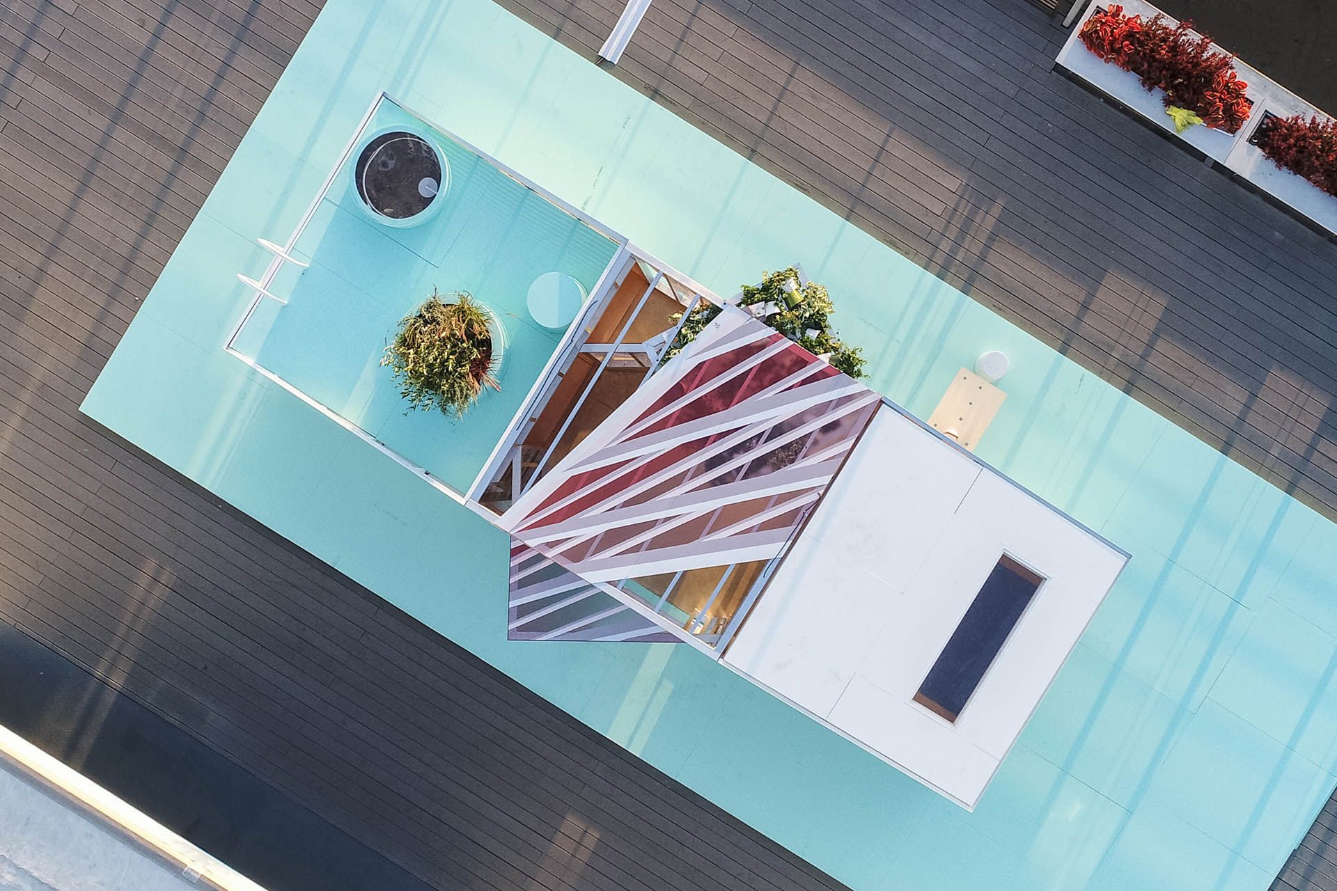 mini-living-urban-cabin-la-17 Mini Applies Its Skills To An ‘Urban Cabin’ In Los Angeles