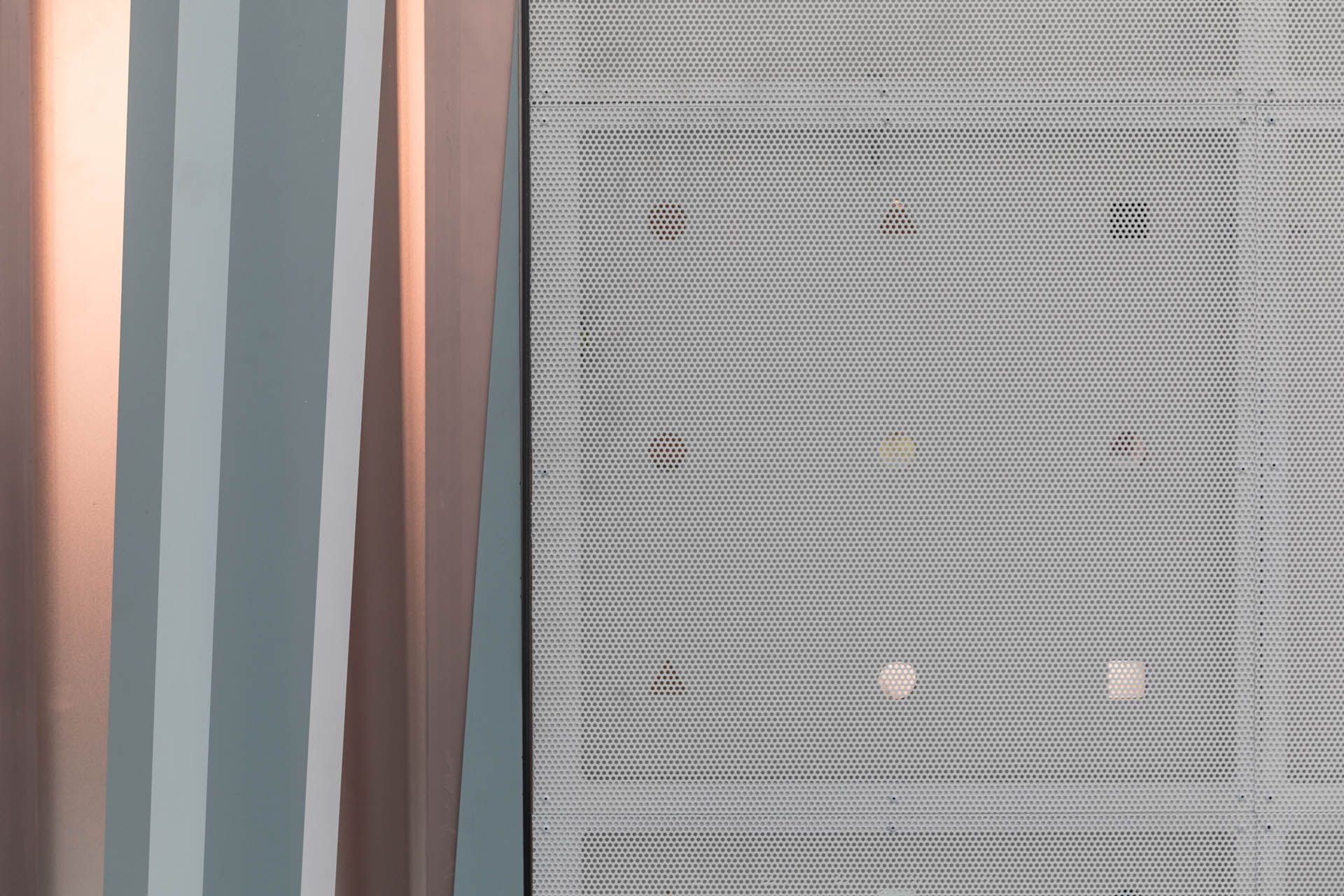 mini-living-urban-cabin-la-21 Mini Applies Its Skills To An ‘Urban Cabin’ In Los Angeles